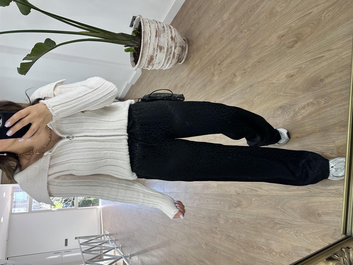 Beli Lastikli Leopar Desen Saten Pantolon-Siyah