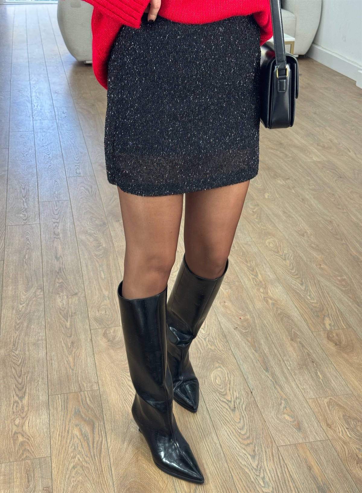 Beli Lastikli Likralı Parıltılı Mini Etek 