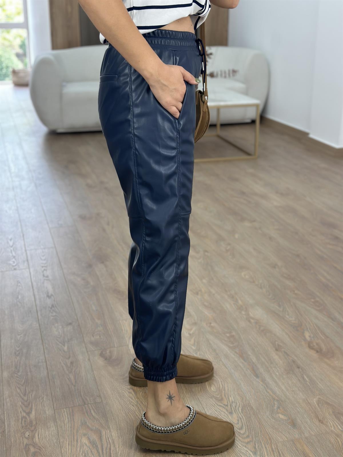 Beli Ve Paçası Lastikli Deri Pantolon-Lacivert