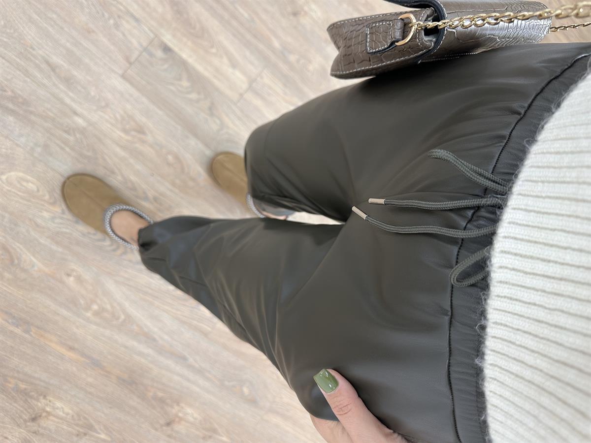 Beli Ve Paçası Lastikli Deri Pantolon-Haki