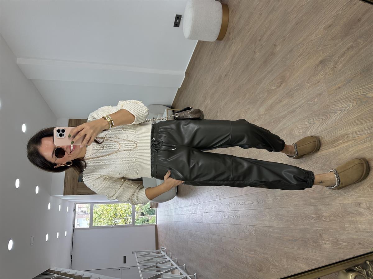 Beli Ve Paçası Lastikli Deri Pantolon-Haki