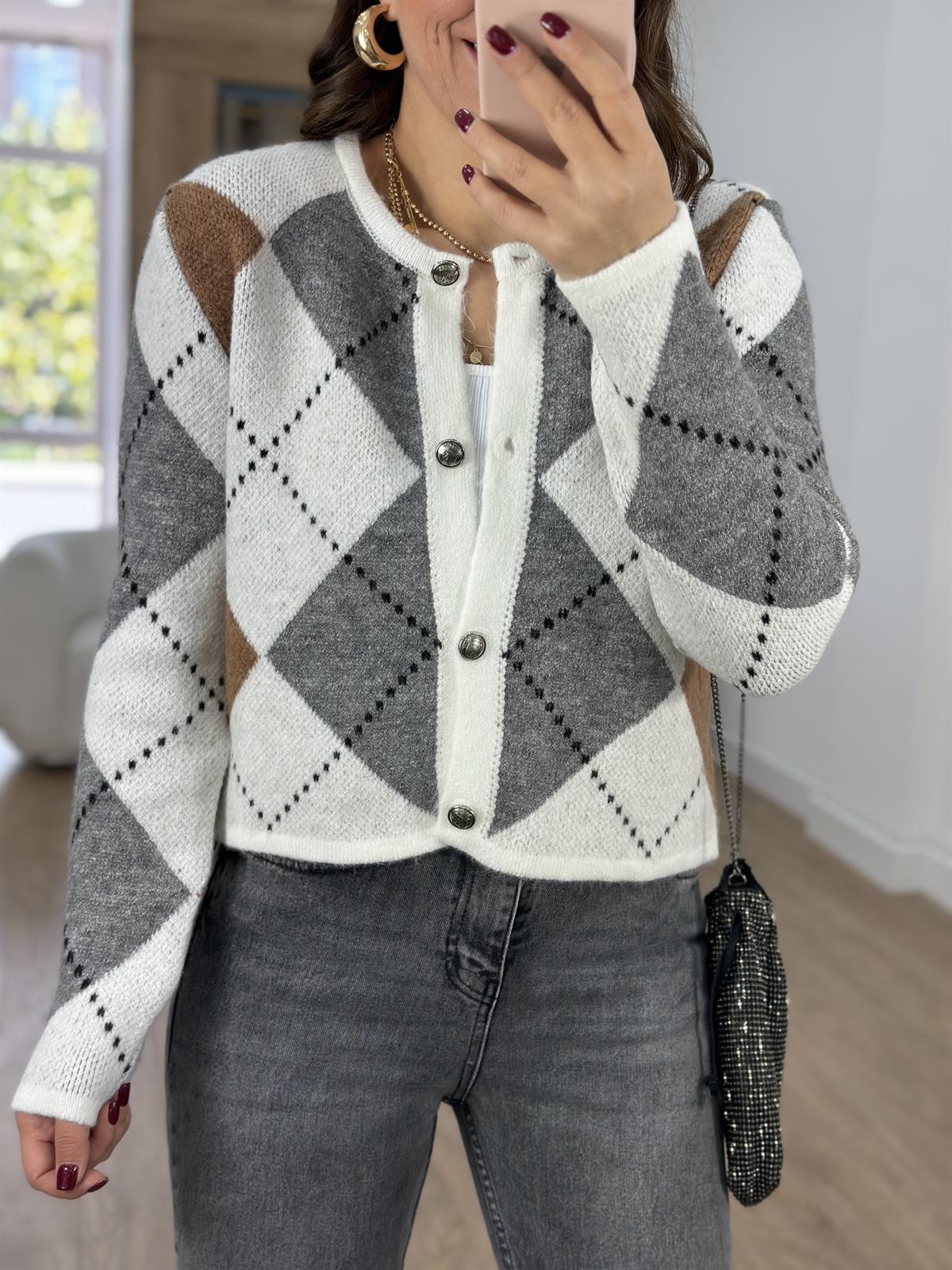 Beyaz Baklava Desenli Hırka