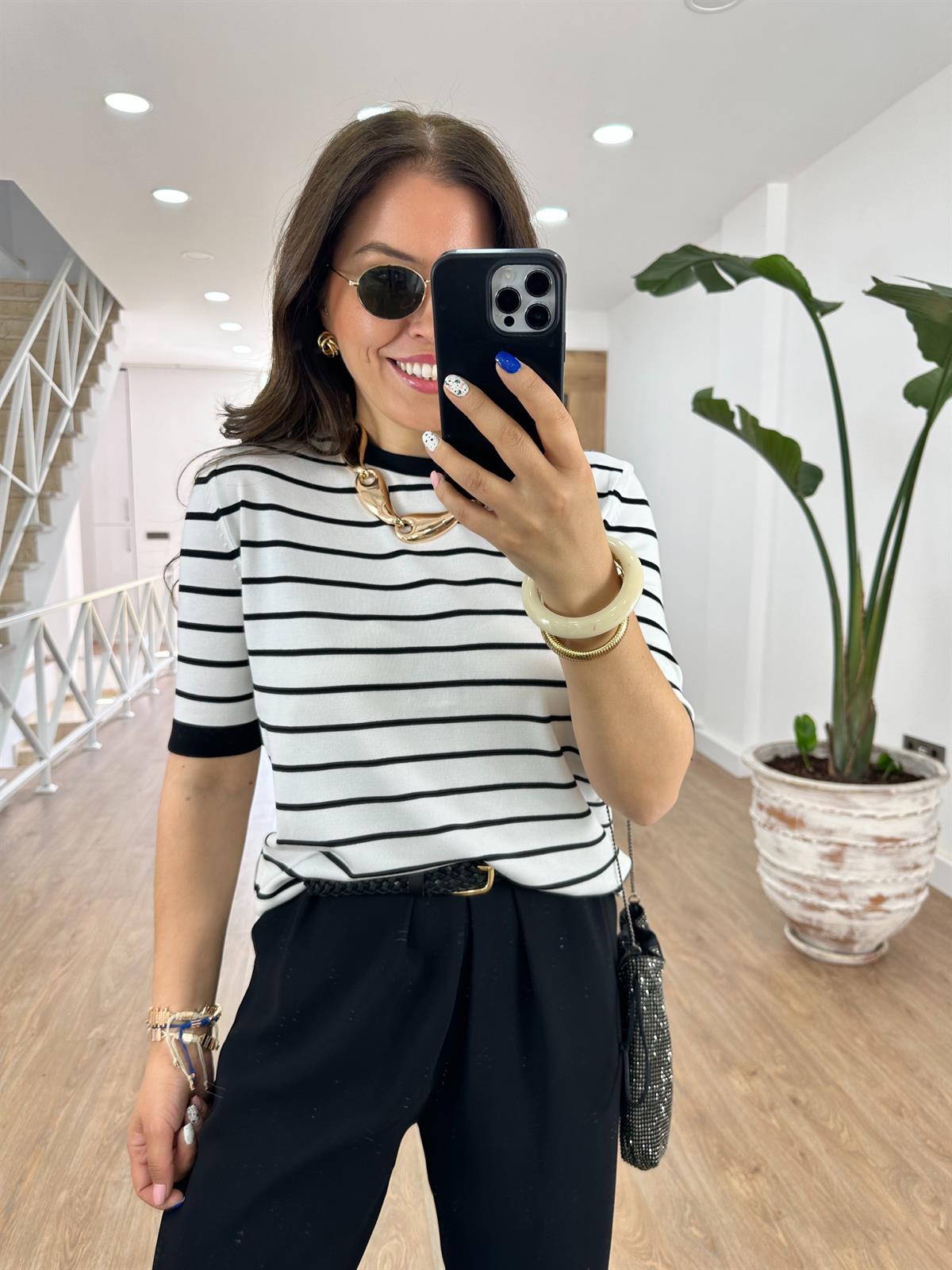 Beyaz Üzeri Siyah Çizgili Merserize Triko