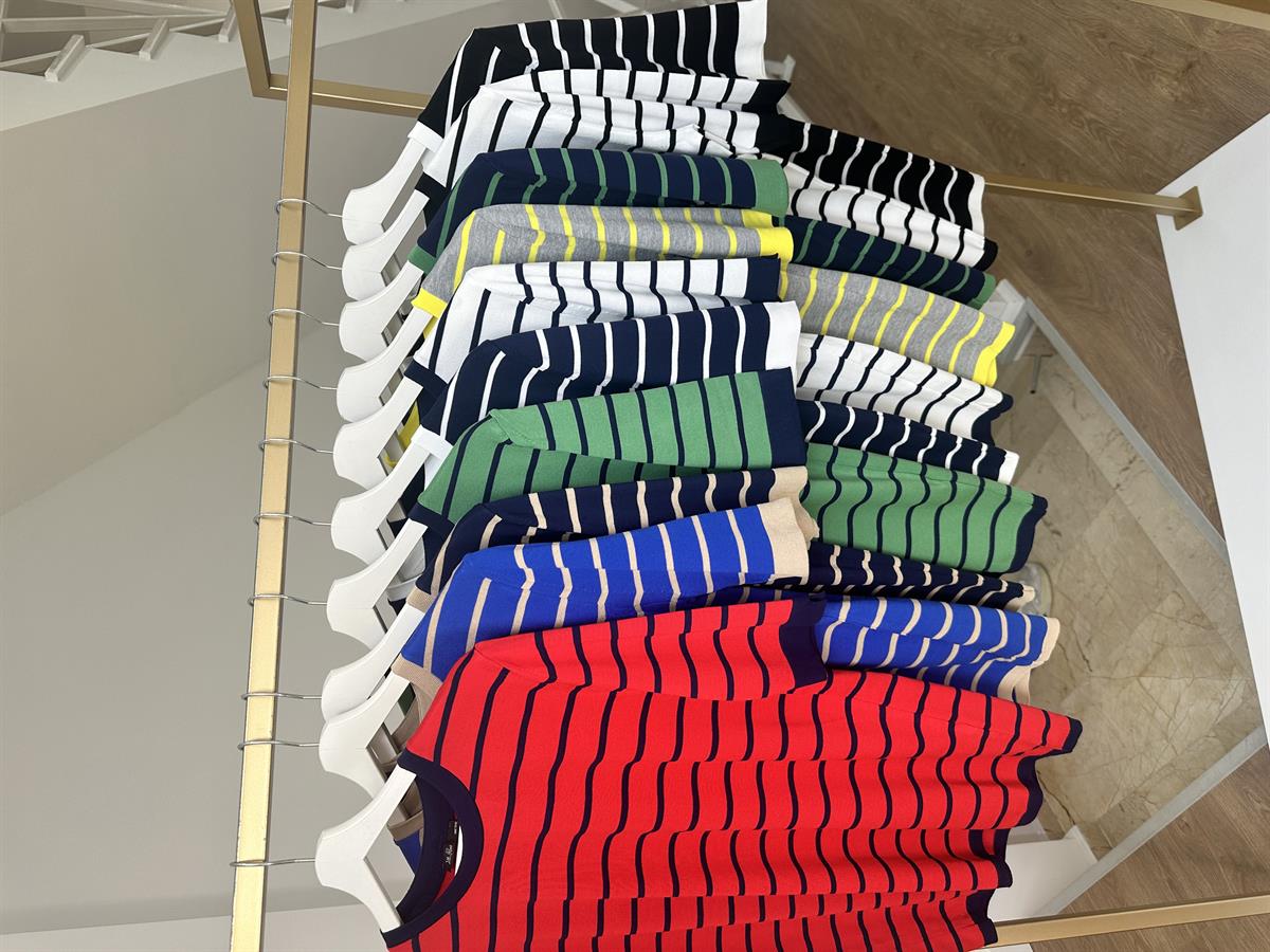 Beyaz Üzeri Siyah Çizgili Merserize Triko