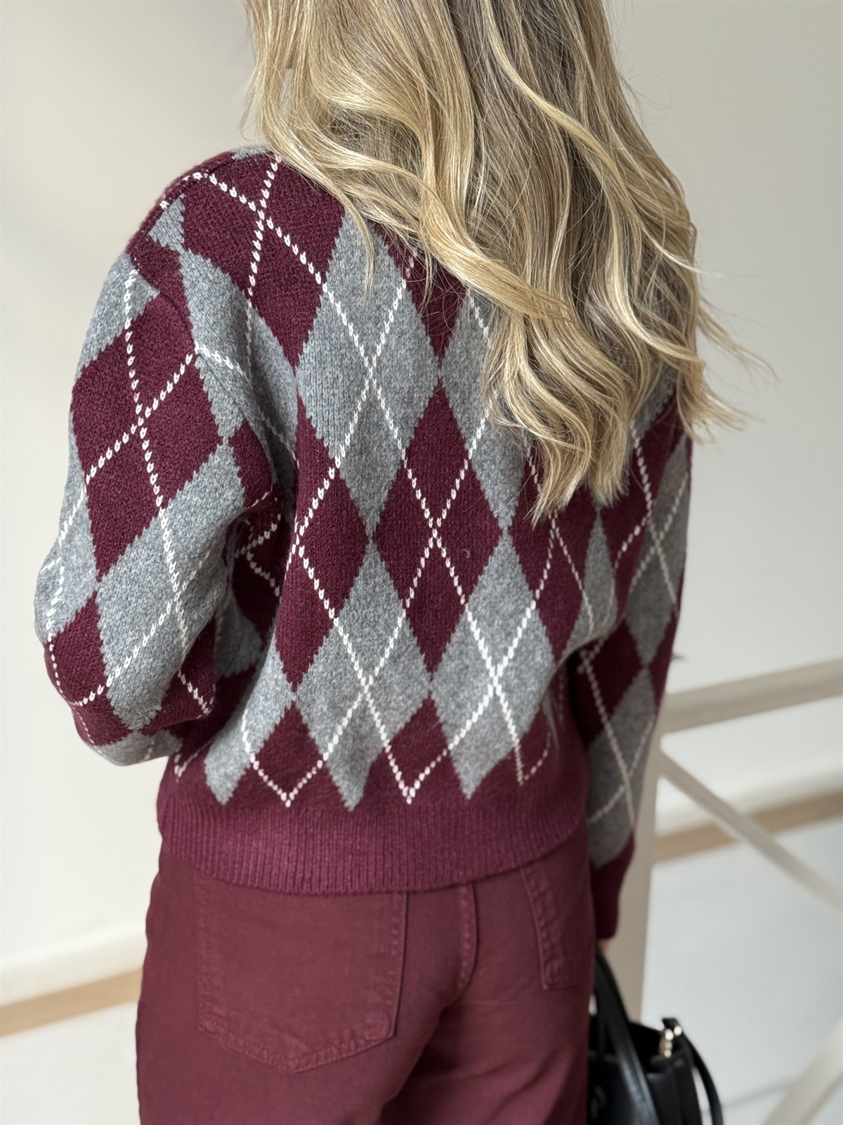 Bisiklet Yaka Baklava Desen Hırka - Bordo