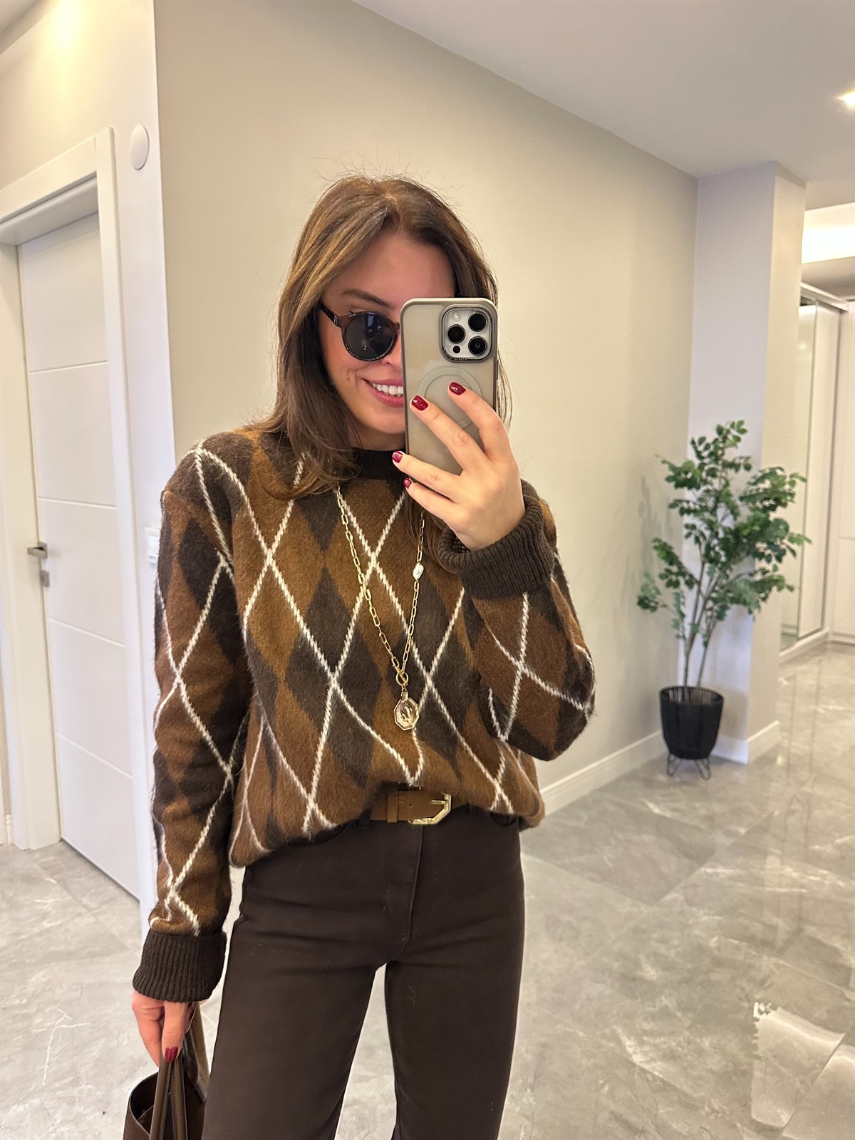 Bisiklet Yaka Baklava Desen Kazak - Kahve/Camel