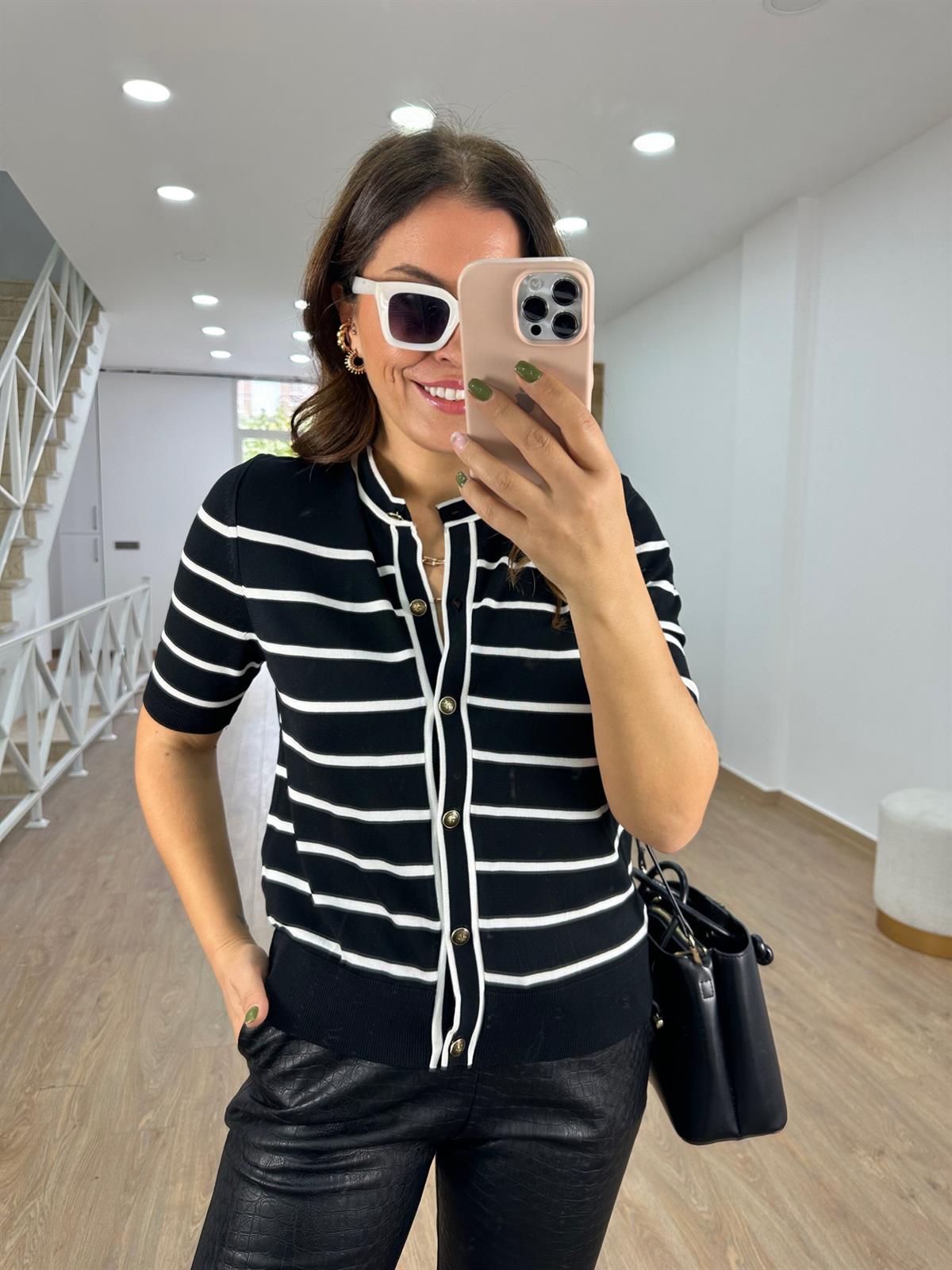 Bisiklet Yaka Çizgili Triko Hırka-Siyah