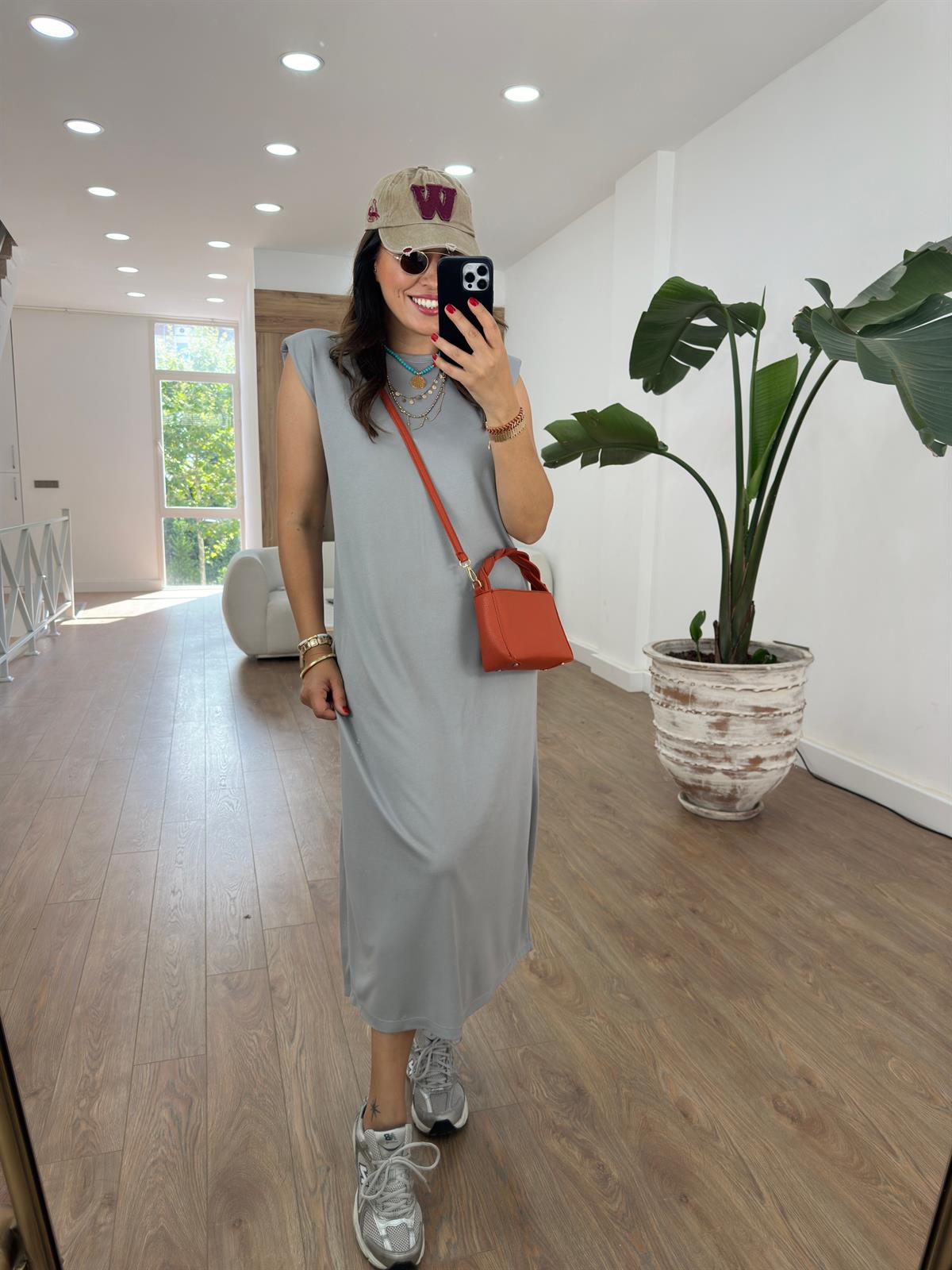 Bisiklet Yaka Vatkalı Basic Elbise-Gri