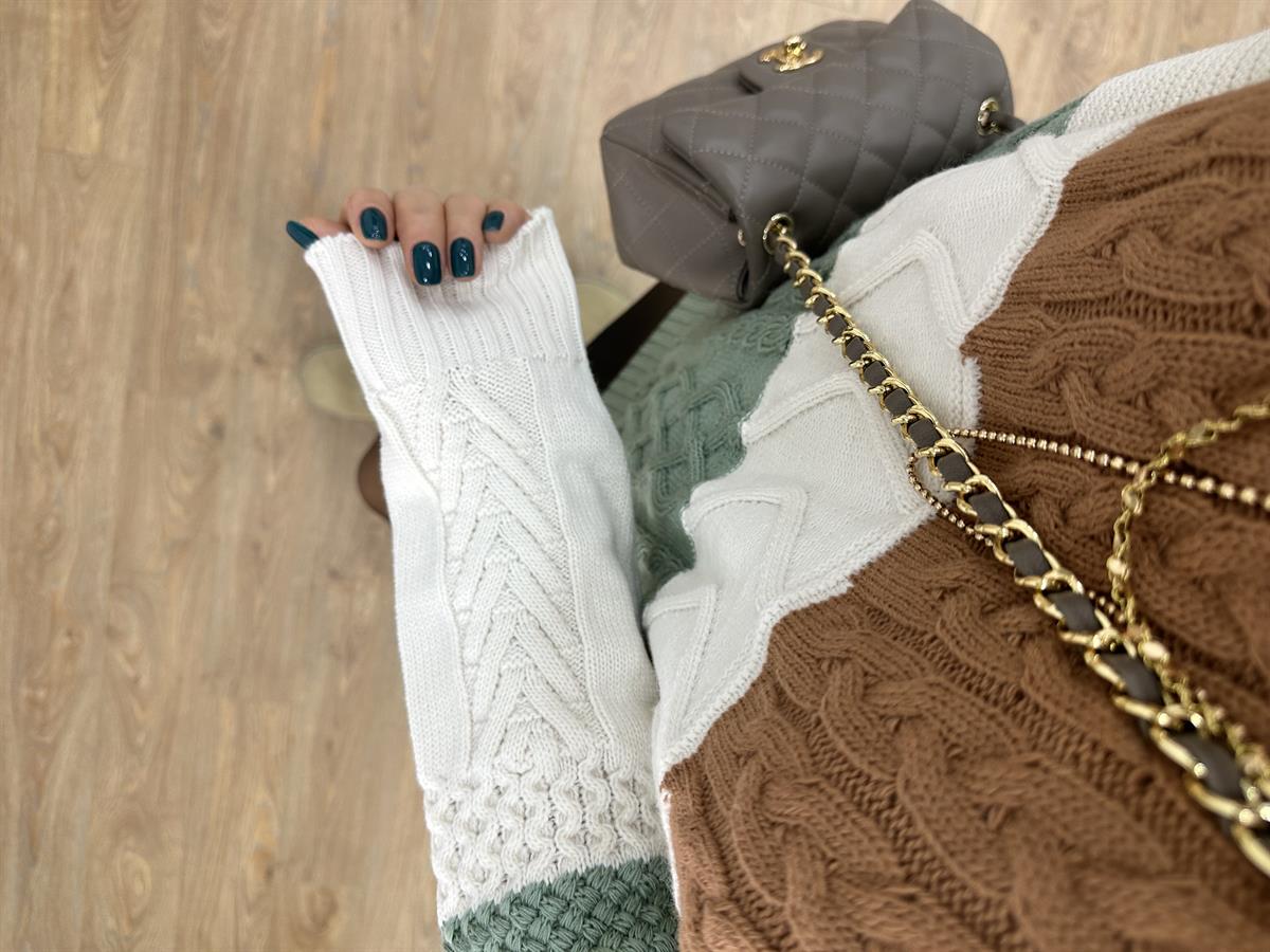 Blok Renkli Dokulu Kazak