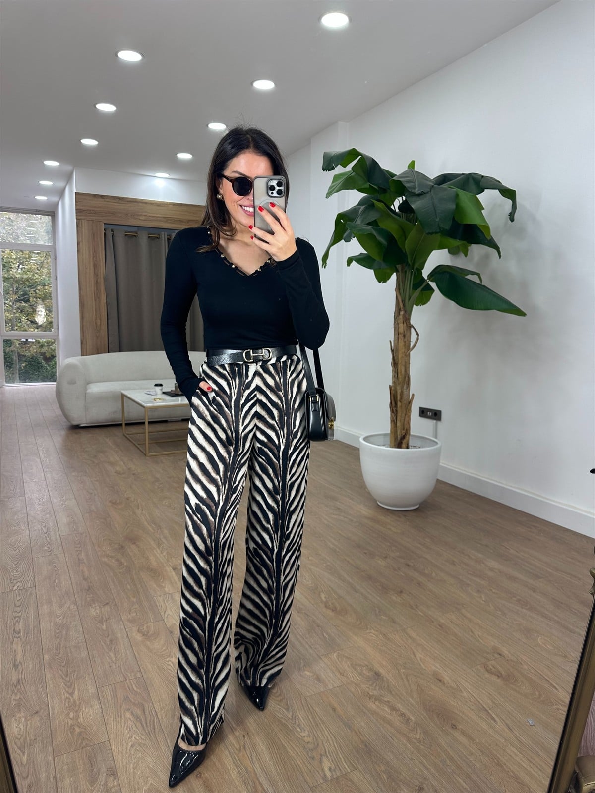 Bol Paça Zebra Saten Pantolon - Bej