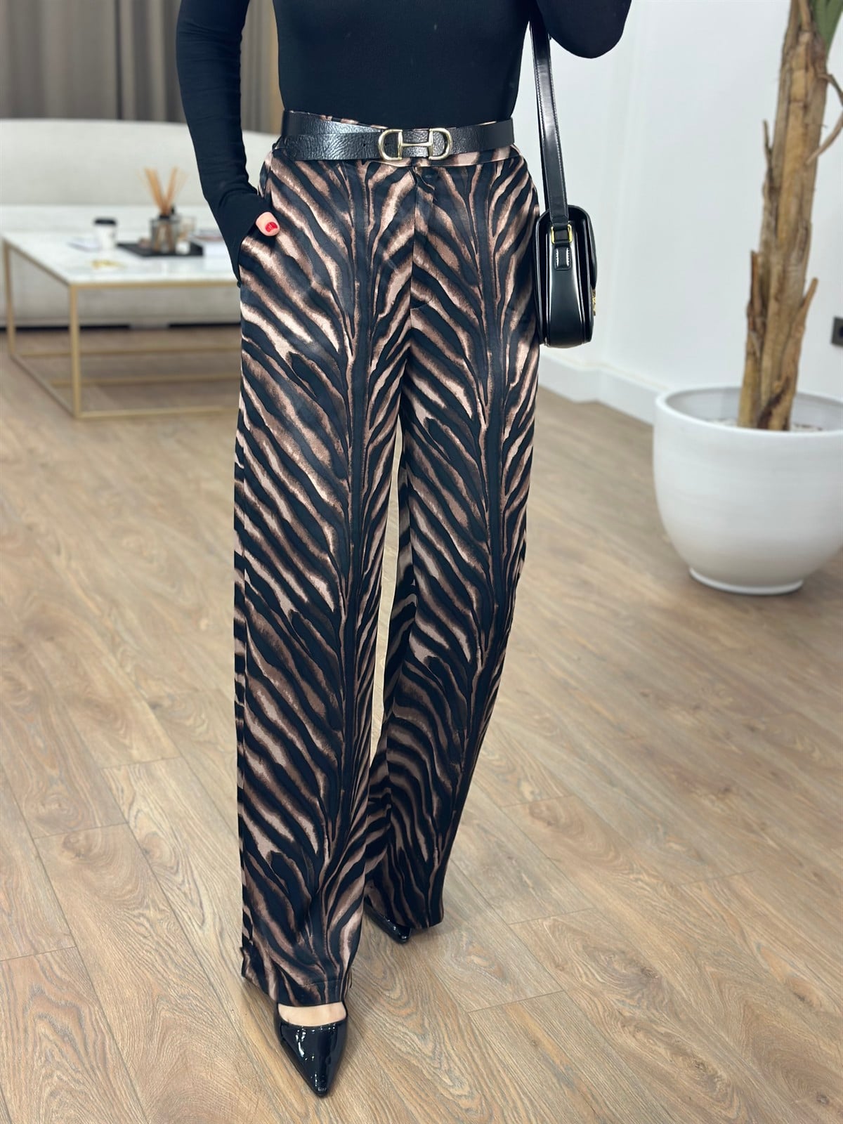 Bol Paça Zebra Saten Pantolon - Kahverengi