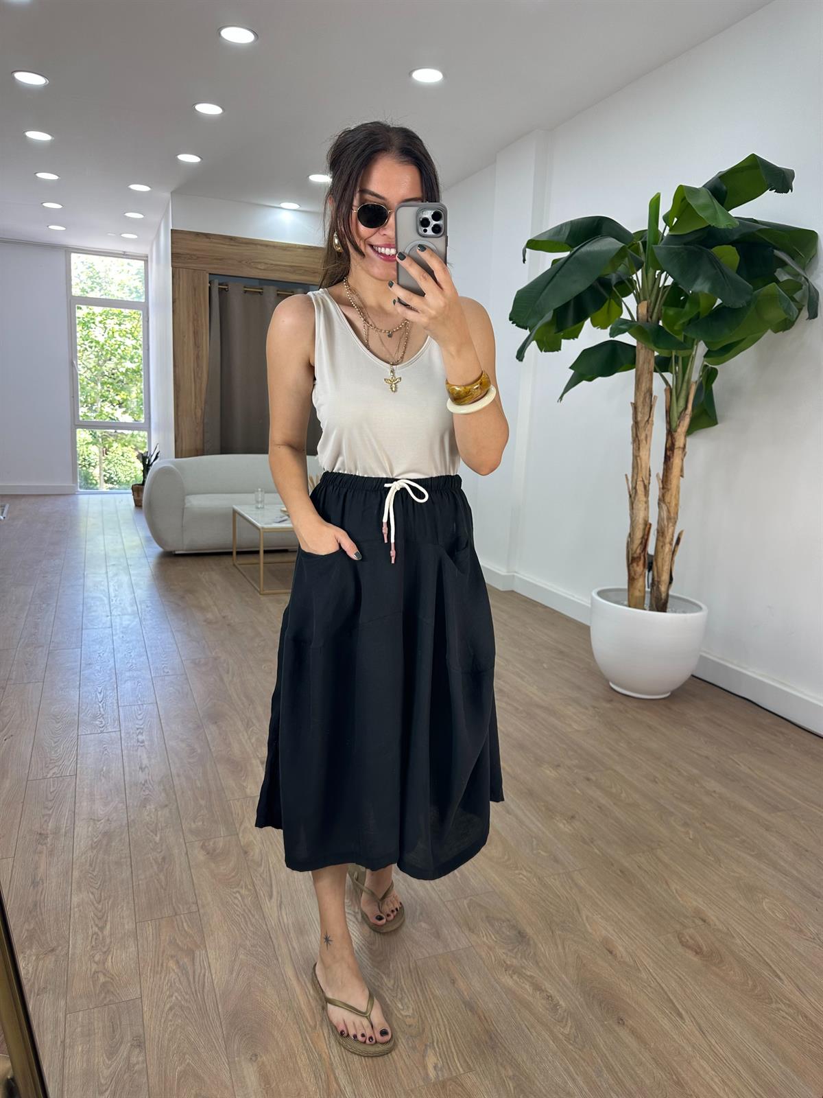 Büyük Cepli Tensel Pantolon Etek - Siyah