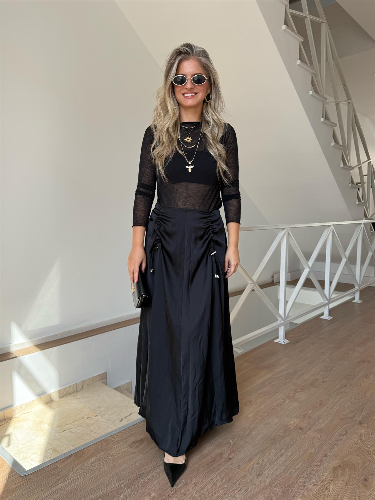 Büzgü Detaylı Saten Maxi Etek - Siyah