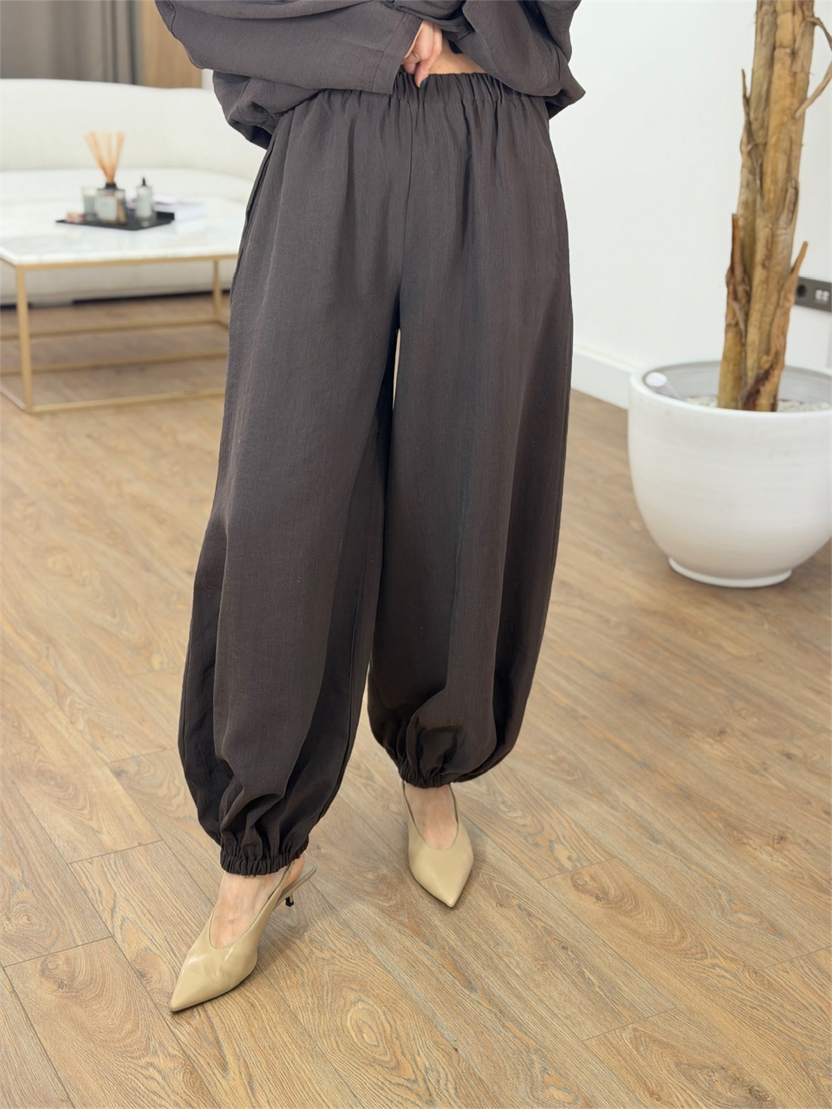 Dik Yaka Fermuarlı Premium Takım - Kahverengi