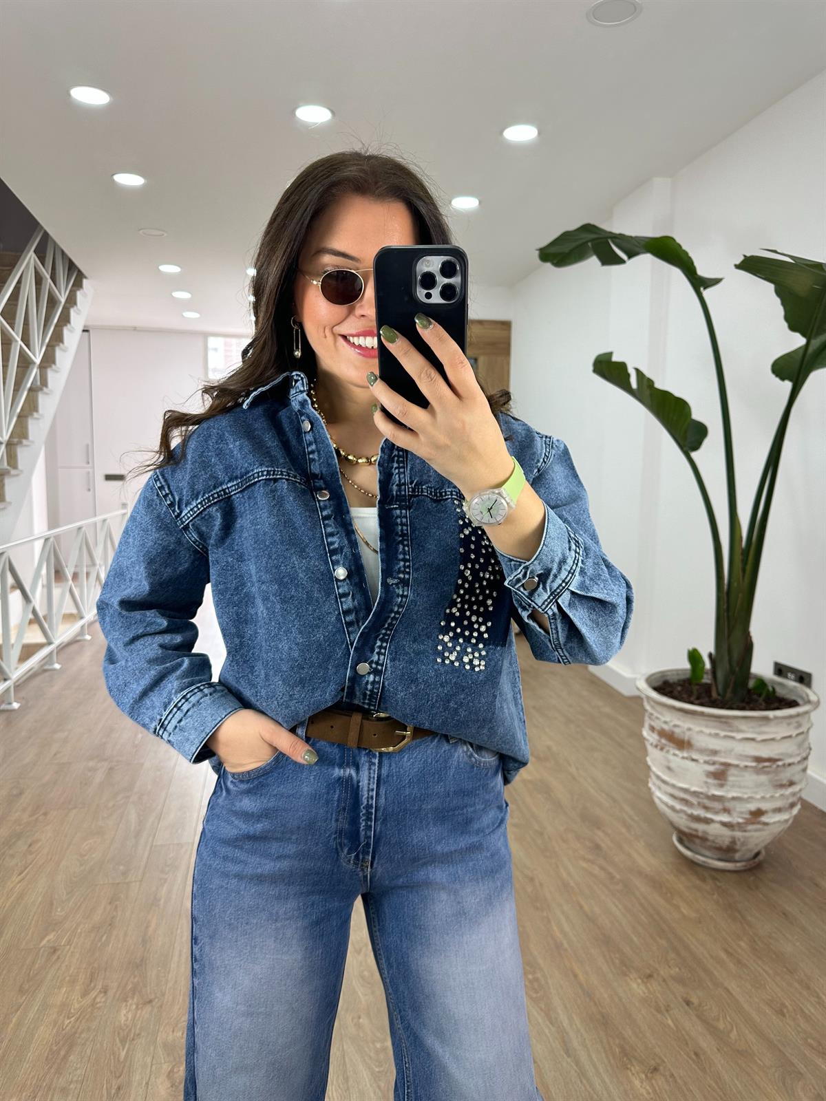 Çakım Taşlı Denim Ceket