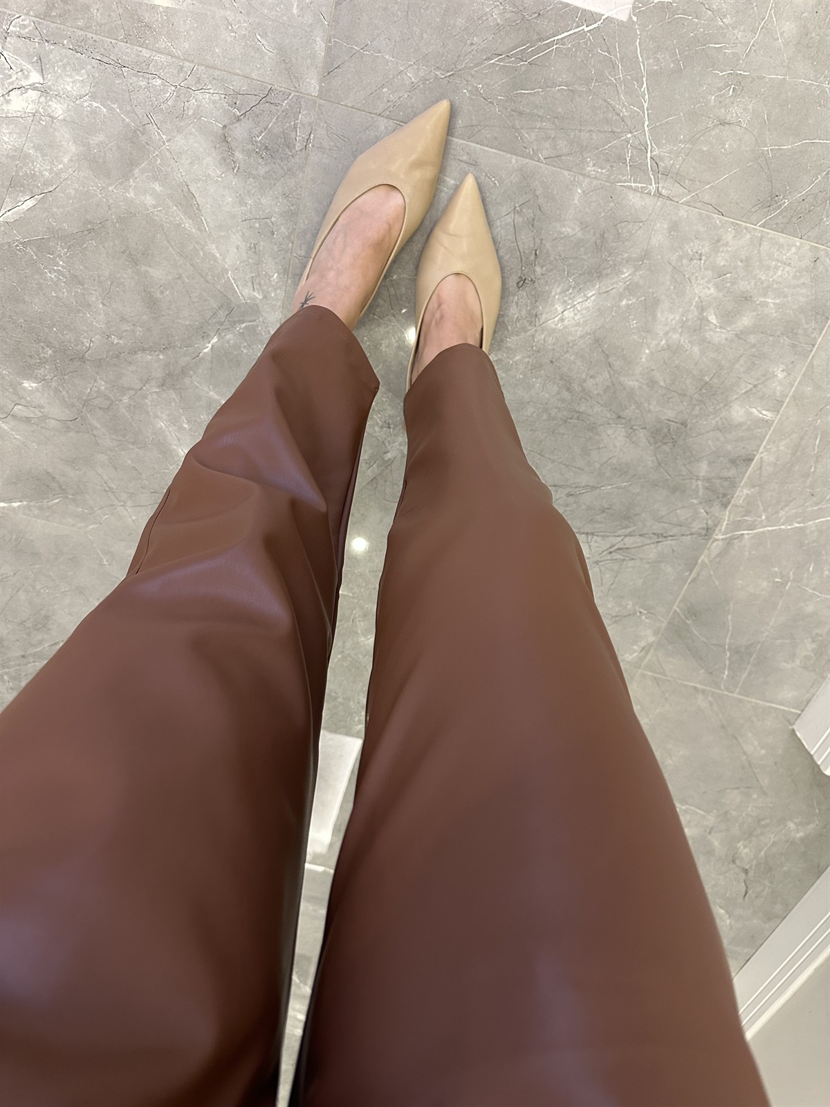 Çapraz Kapama Beli Lastikli Deri Pantolon - Taba 