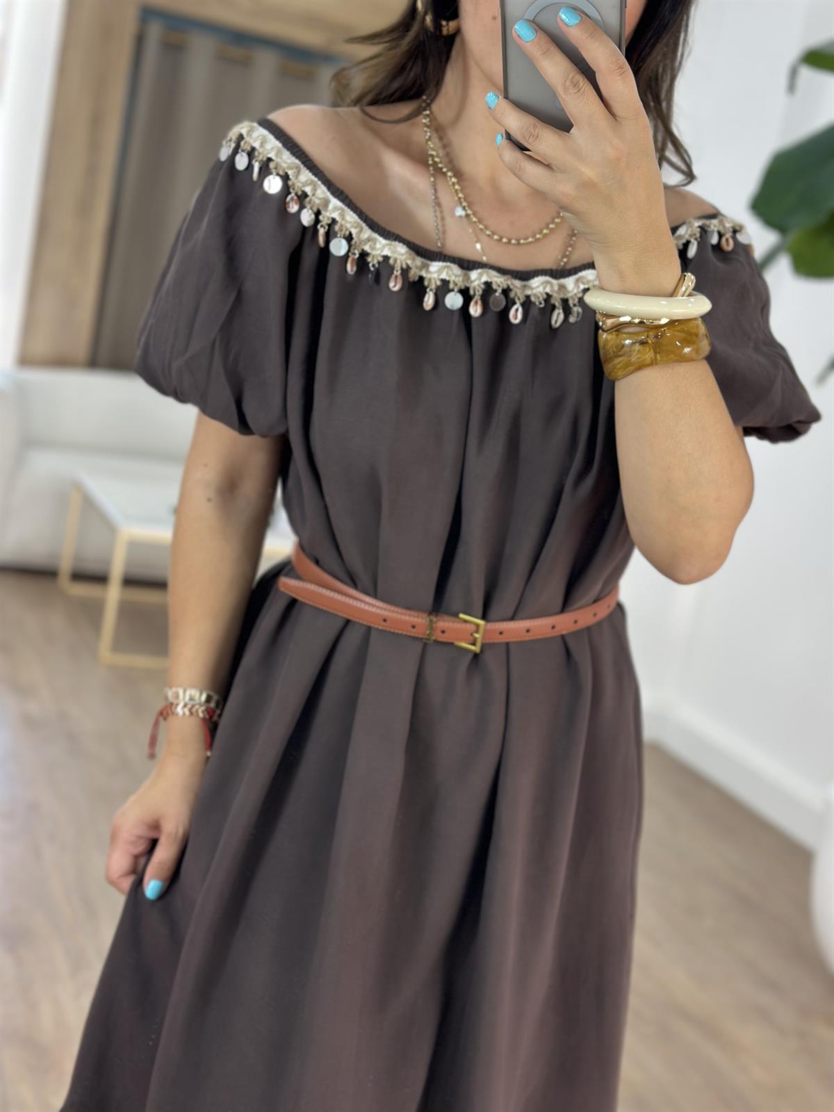 Carmen Yaka Deniz Kabuklu Elbise - Kahverengi