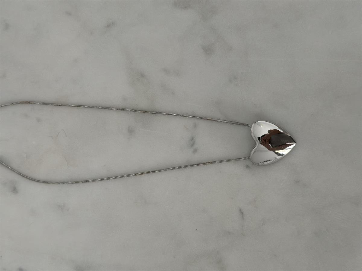 Çelik Kalp Tasarım Silver Kolye