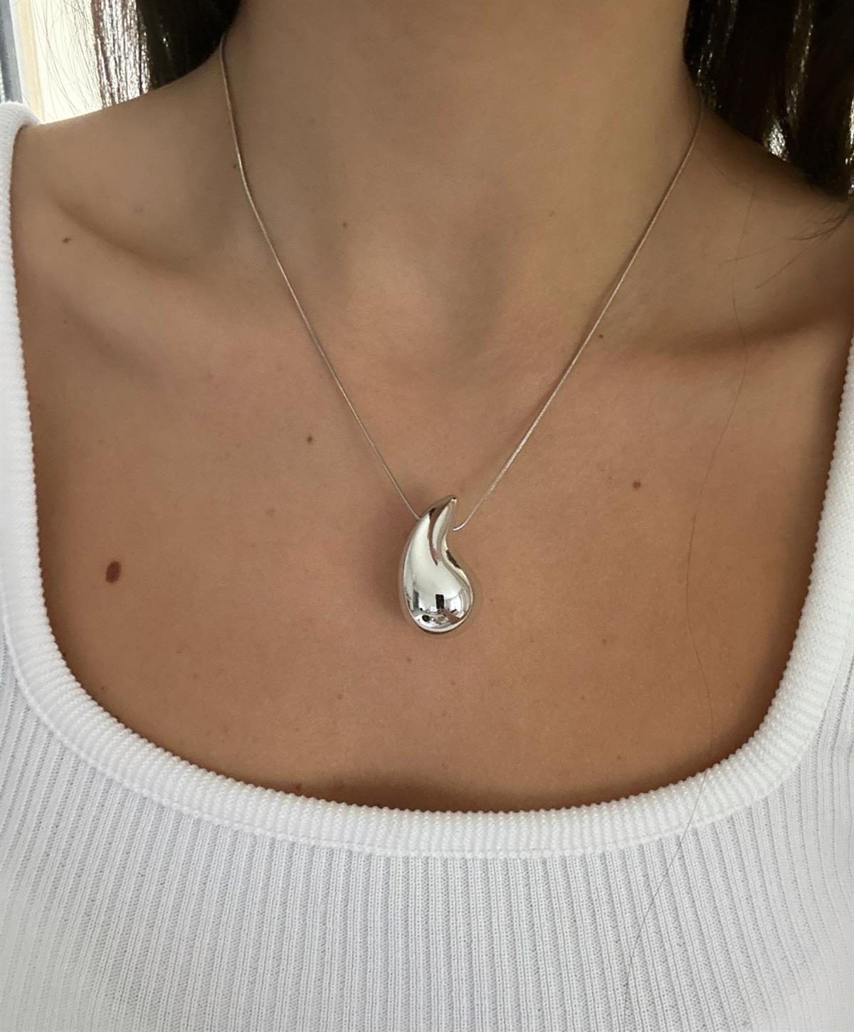 Çelik Silver Damla Tasarım Kolye 