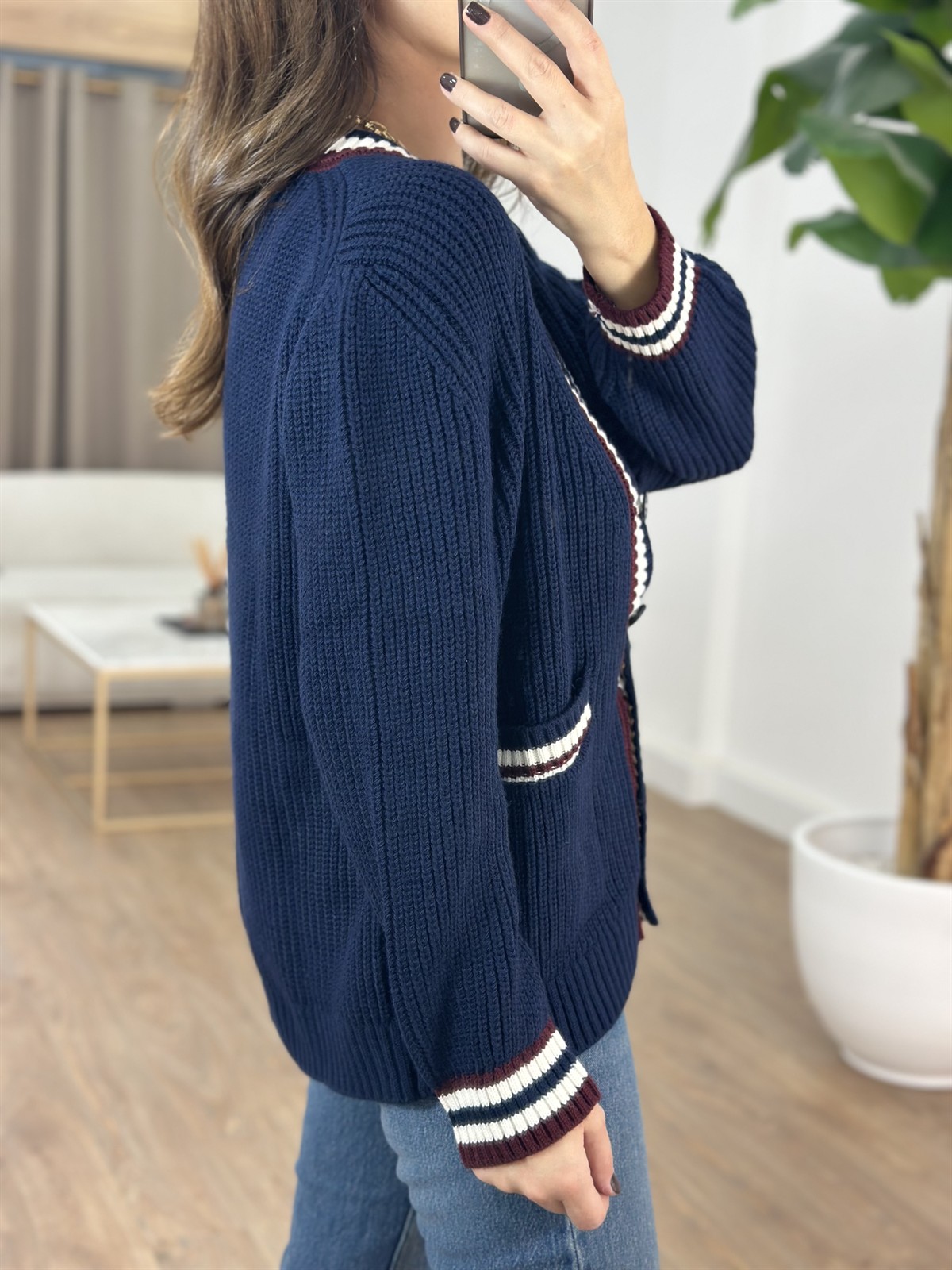 Bordo Şeritli Düğmeli Triko Hırka 