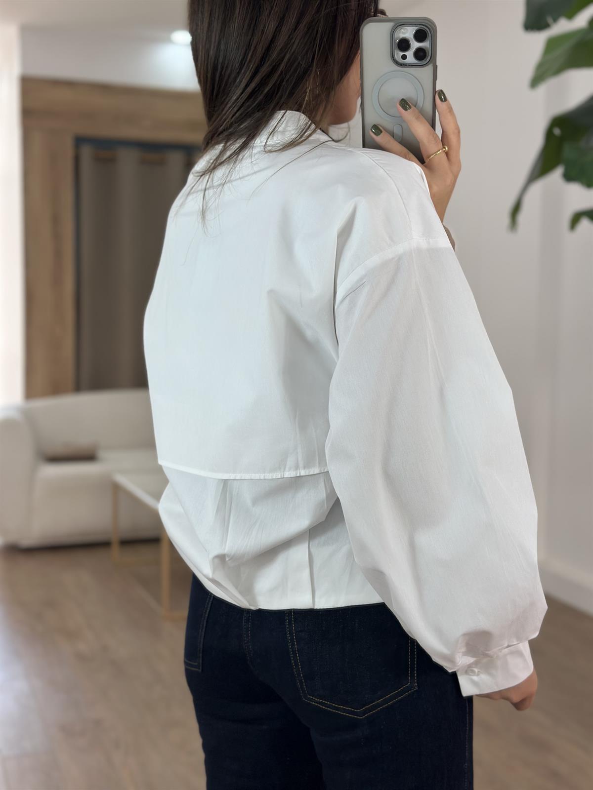 Çiçek Garnili Tasarım Gömlek