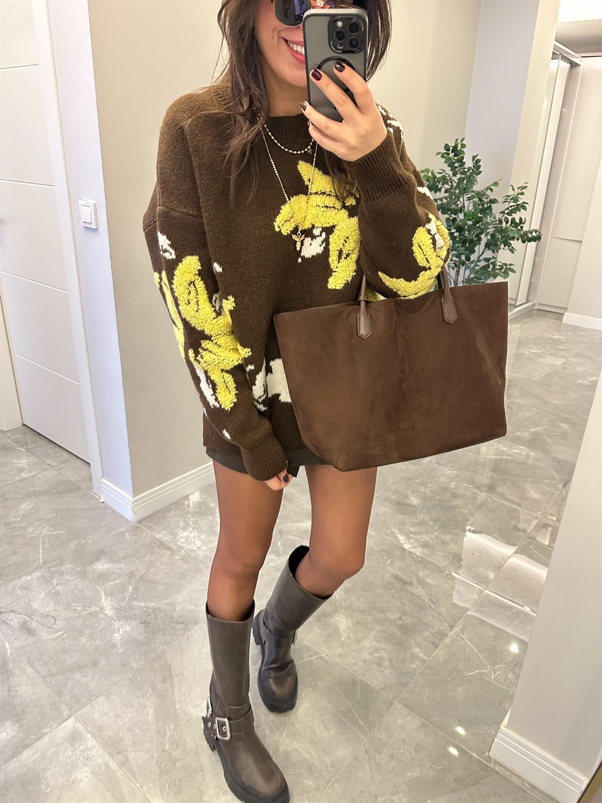 Çiçek Punch İşlemeli Oversize Kazak 