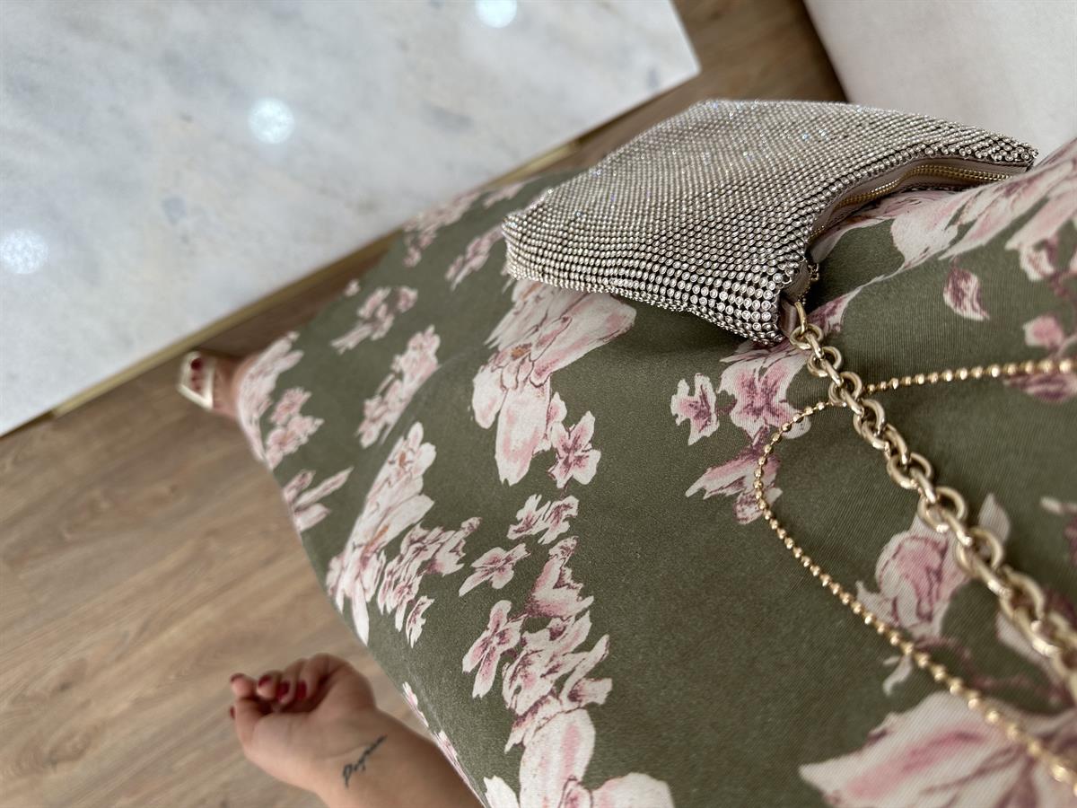 Çiçekli Keten Elbise