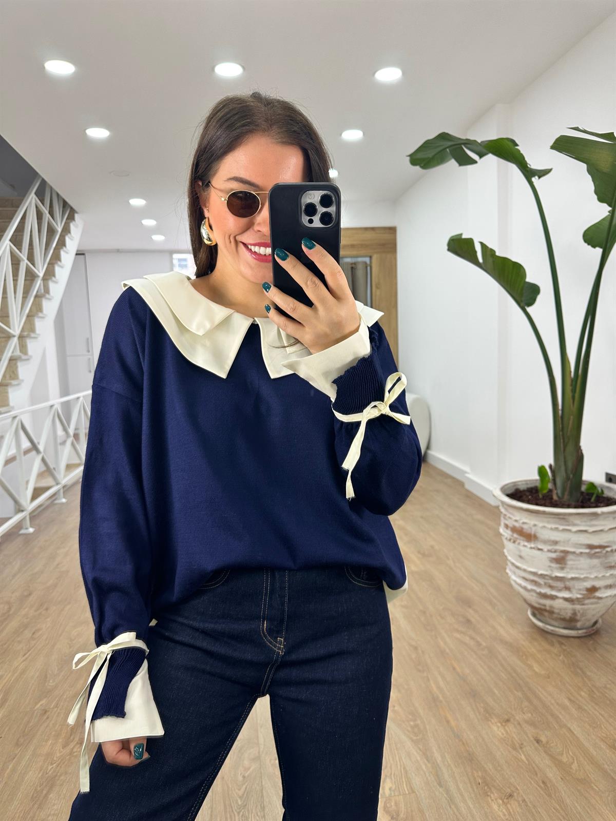 Çift Yakalı Poplin Garnili Tasarım Triko