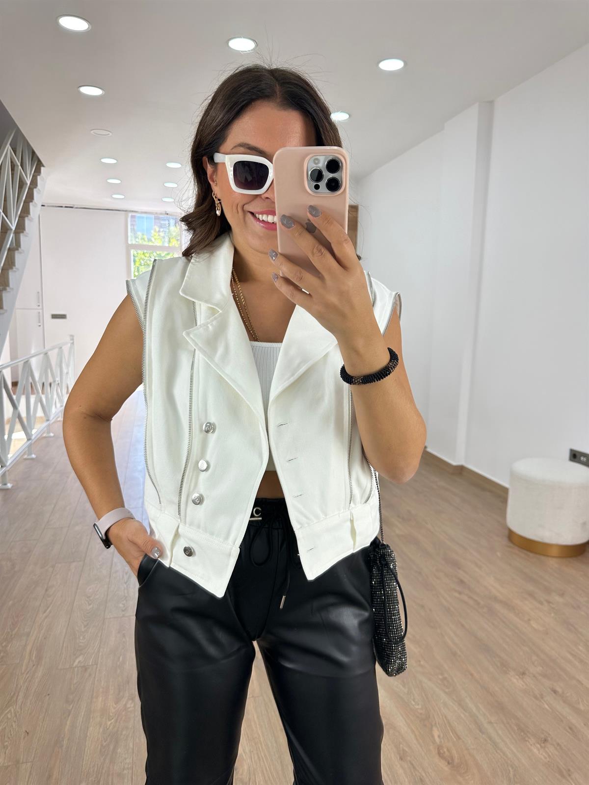 Çıkarılabilir Kollu Tasarım Gabardin Ceket