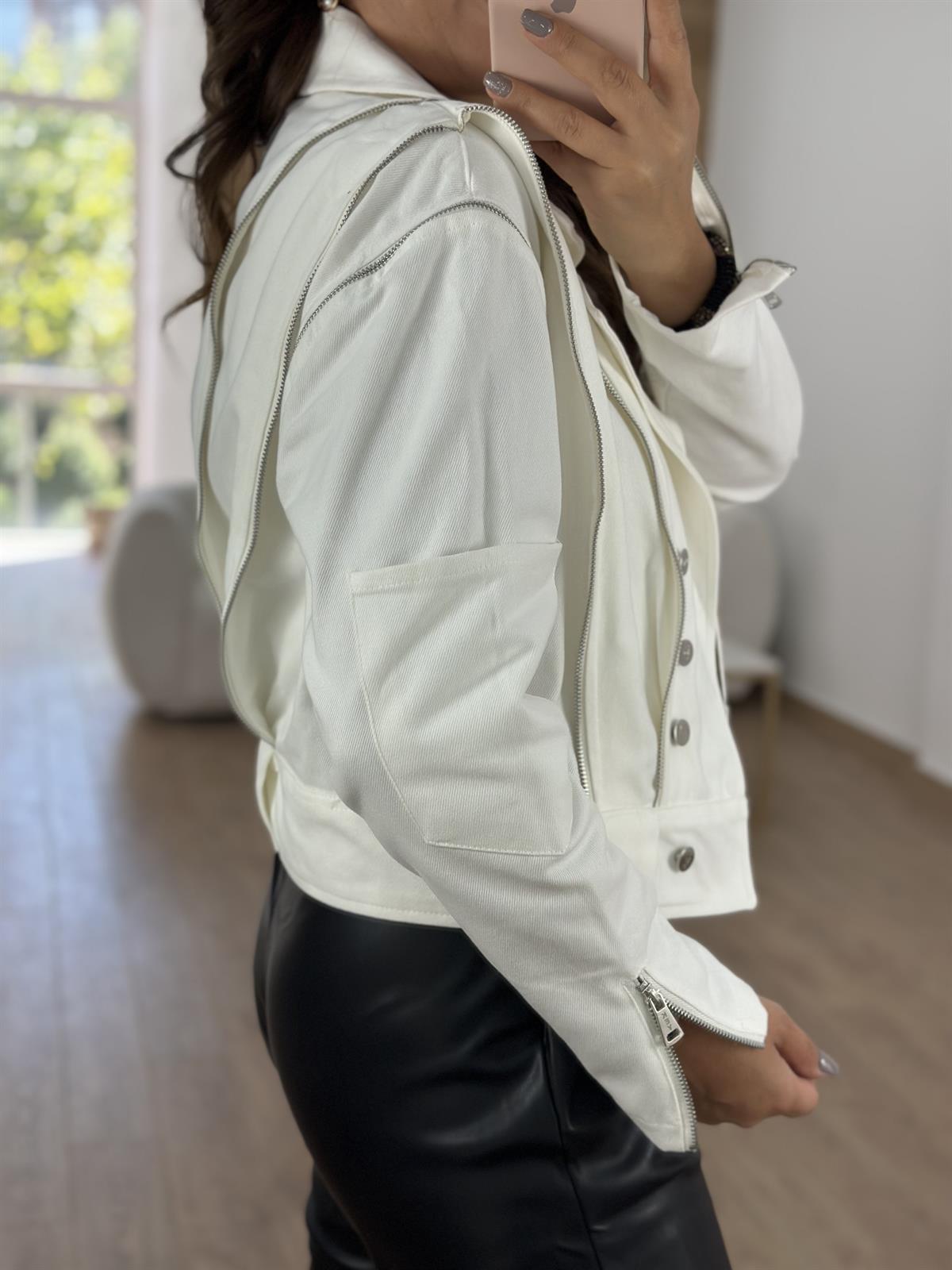 Çıkarılabilir Kollu Tasarım Gabardin Ceket