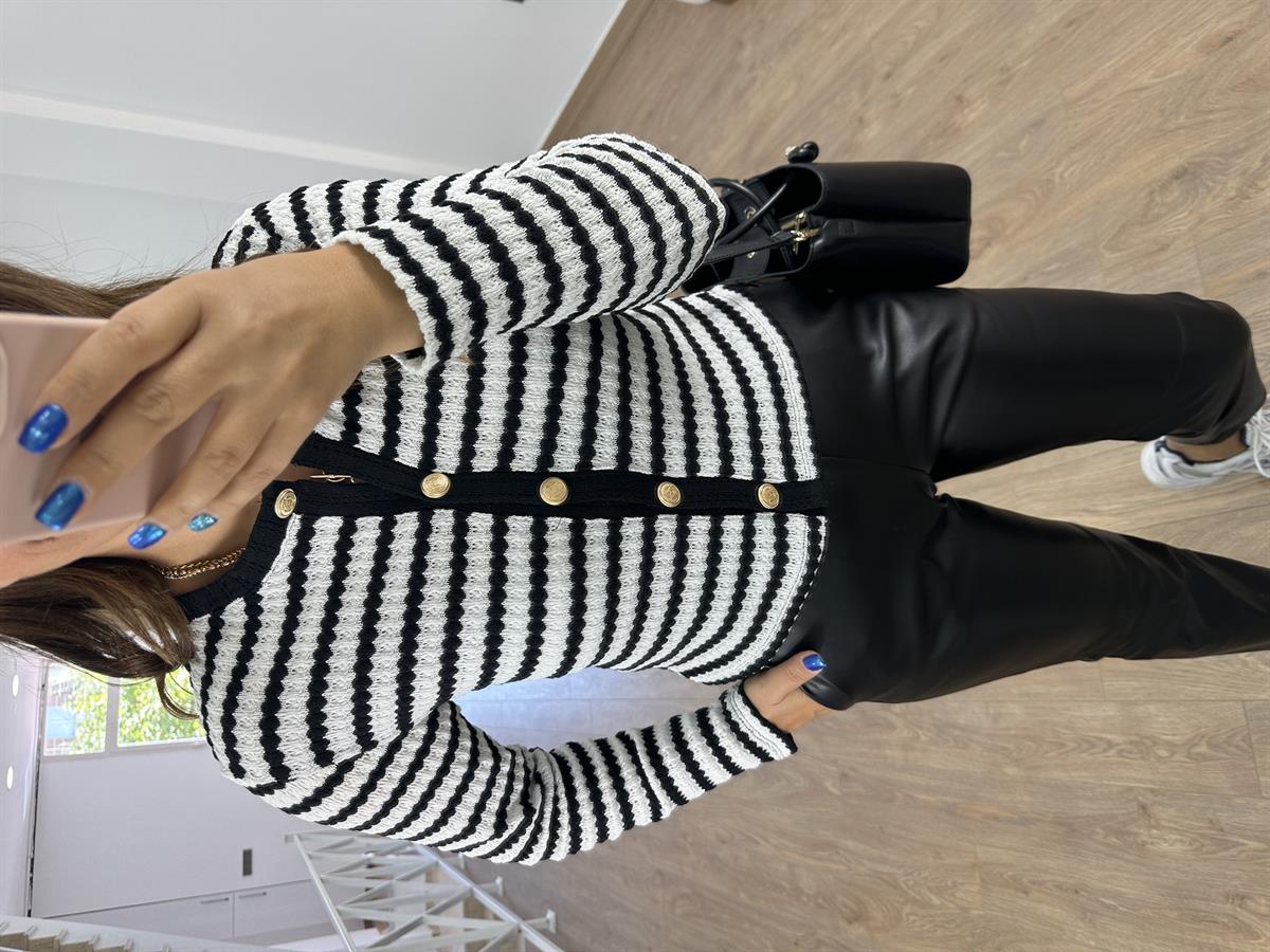 Çizgili Gold Düğmeli Hırka- Siyah