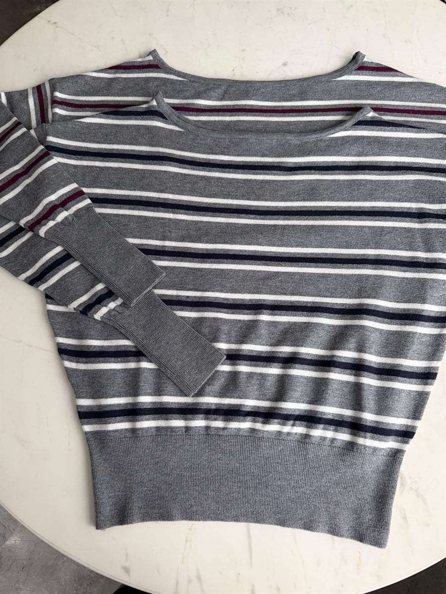 Çizgili Kayık Yaka Kazak Gri/Lacivert