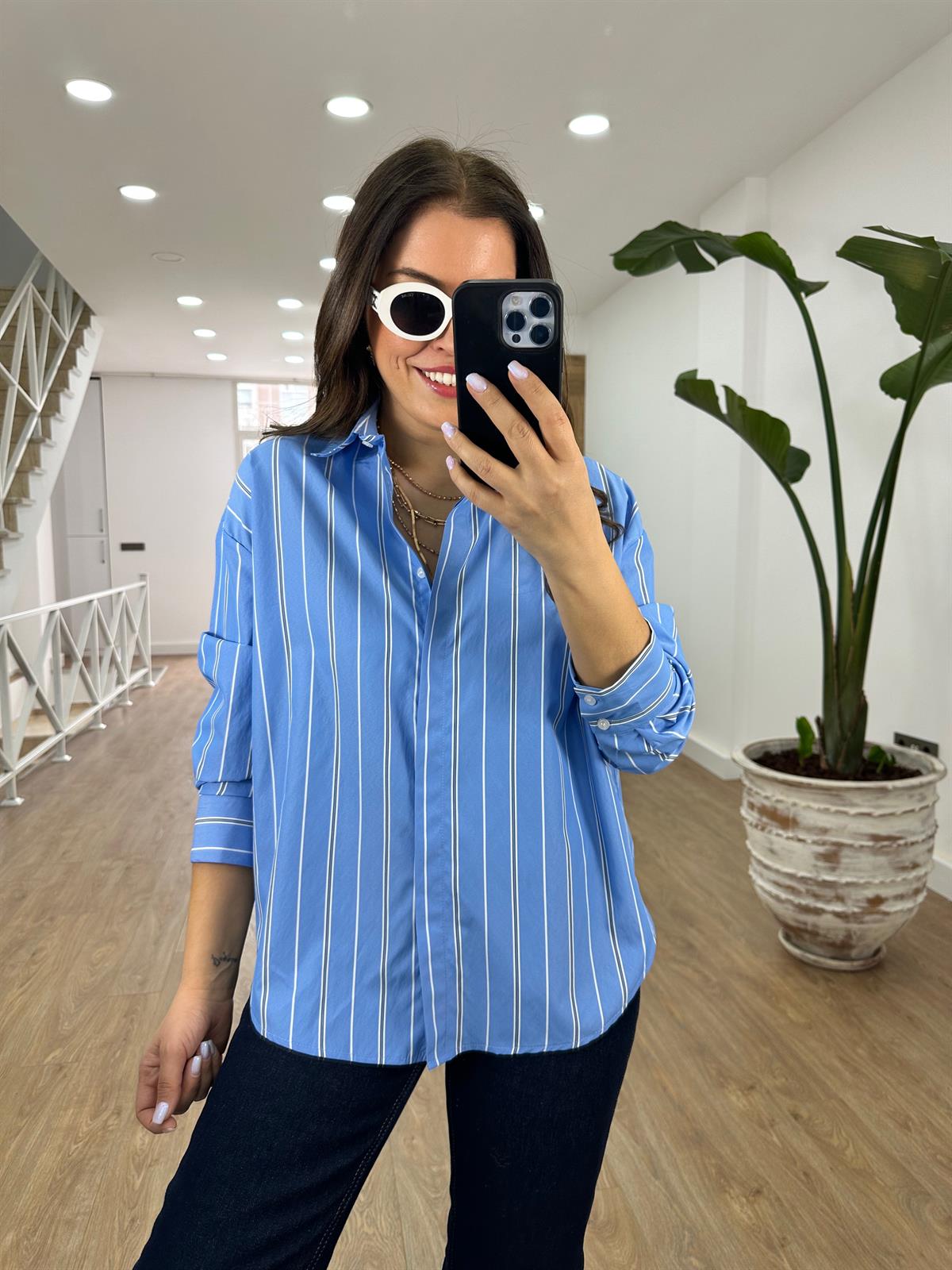 Çizgili Oversize Gömlek-Mavi