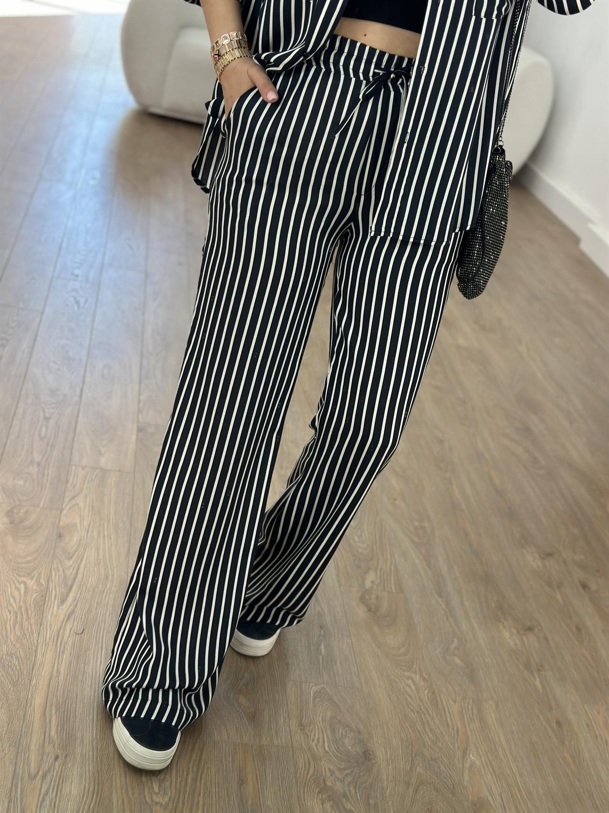 Çizgili Pantolon Gömlek Takım