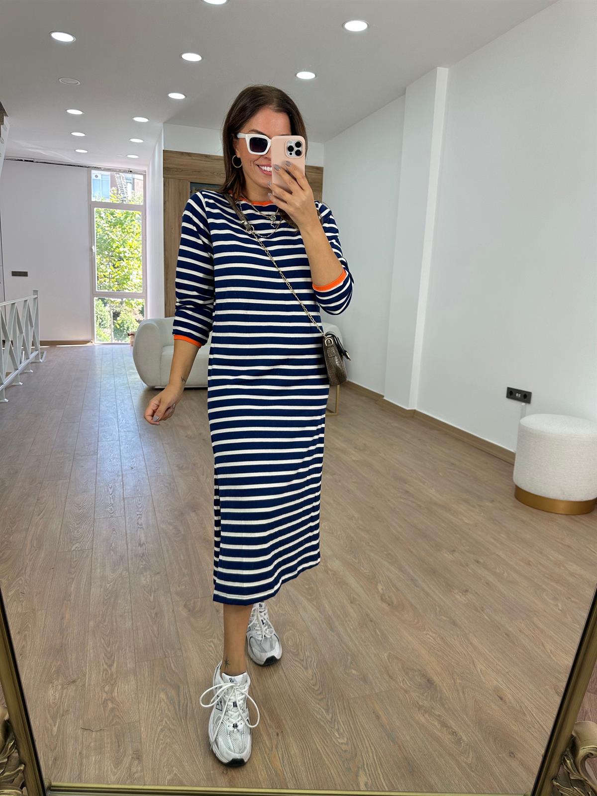 Çizgili Salaş Yırtmaçlı Elbise -Lacivert