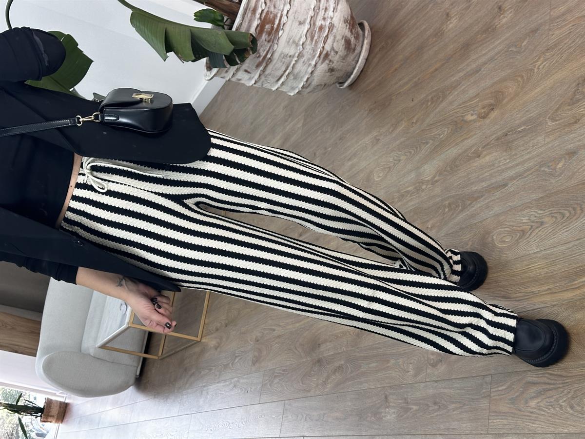 Çizgili Triko Pantolon 