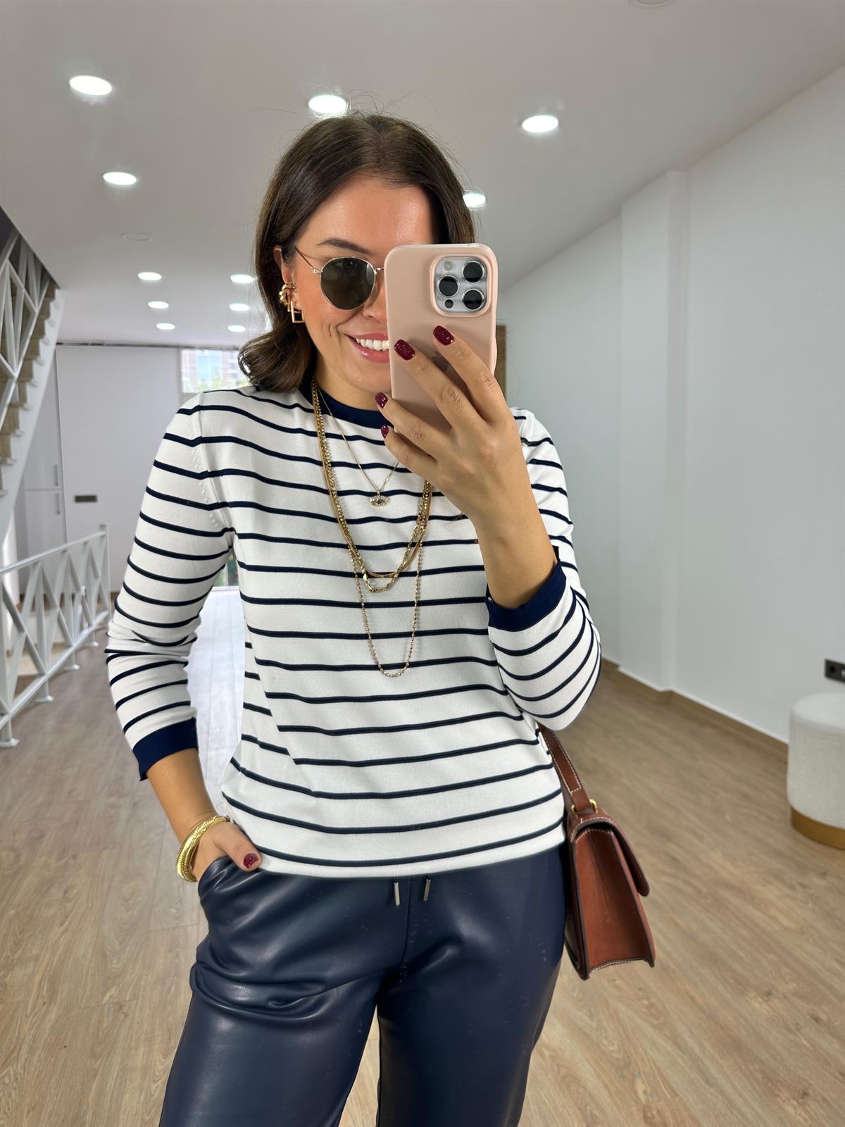 Çizgili Uzun Kollu Premium Triko--Beyaz Üzeri Lacivert