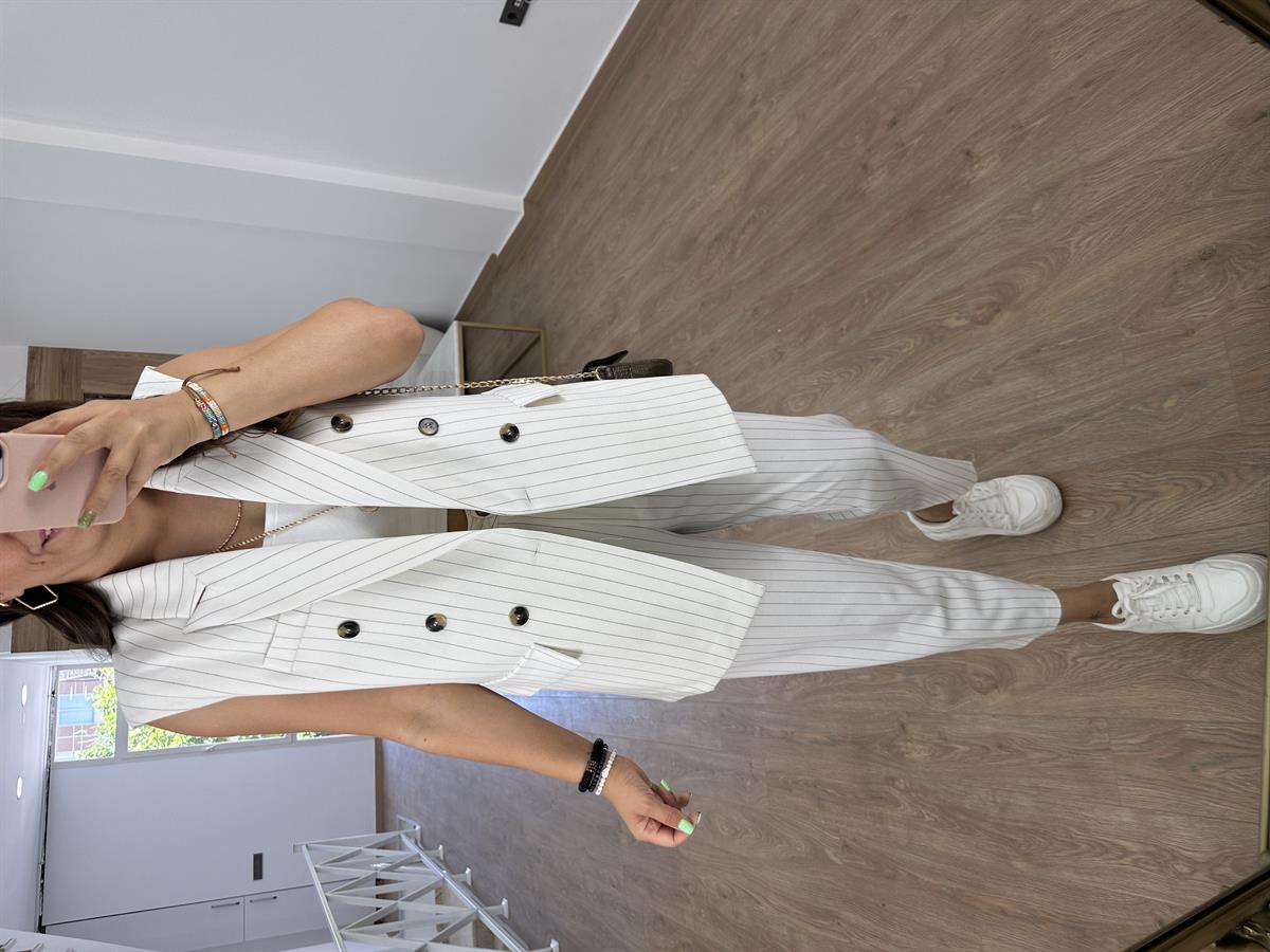 Çizgili Yelekli Takım-Ekru