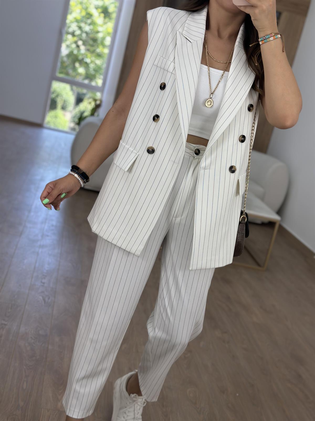 Çizgili Yelekli Takım-Ekru