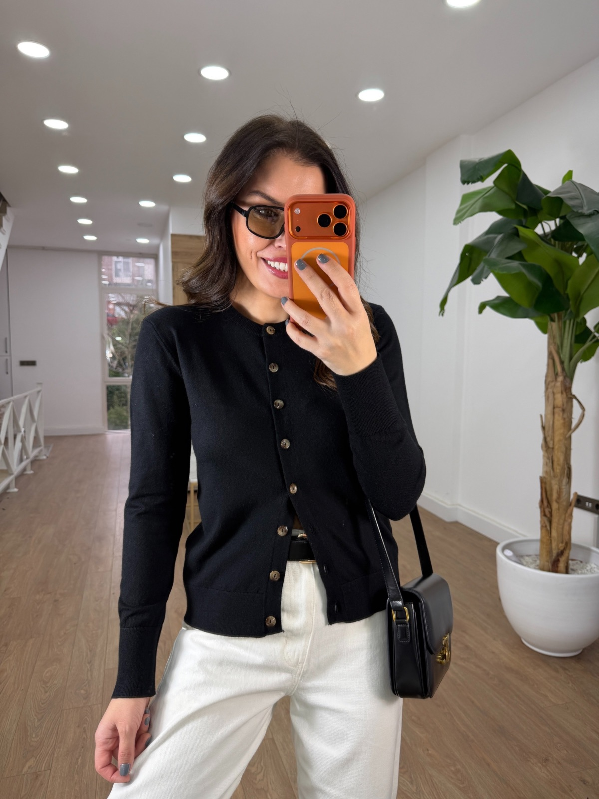 Bisiklet Yaka Düğmeli Triko Hırka - Siyah