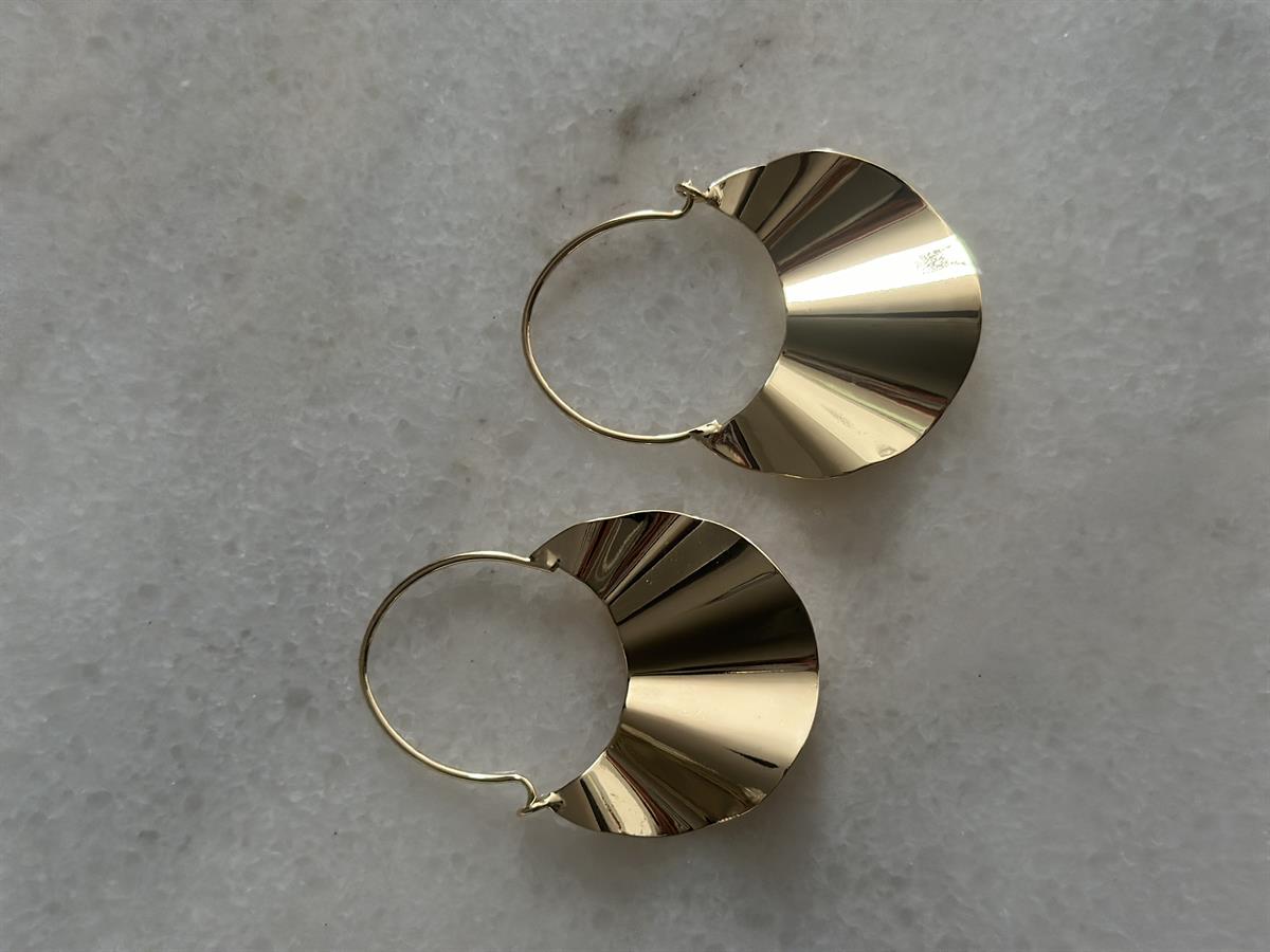 Dalga Tasarım Plaka Gold Küpe