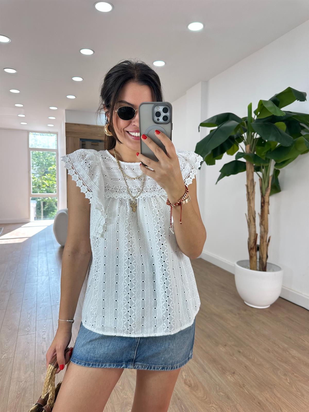 Dantel Detaylı Fisto Bluz - Beyaz