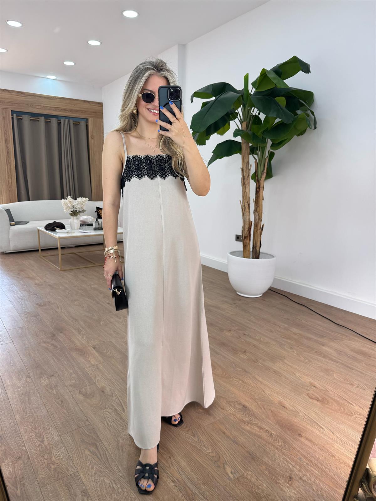 Dantel Detaylı Marka Model Elbise 