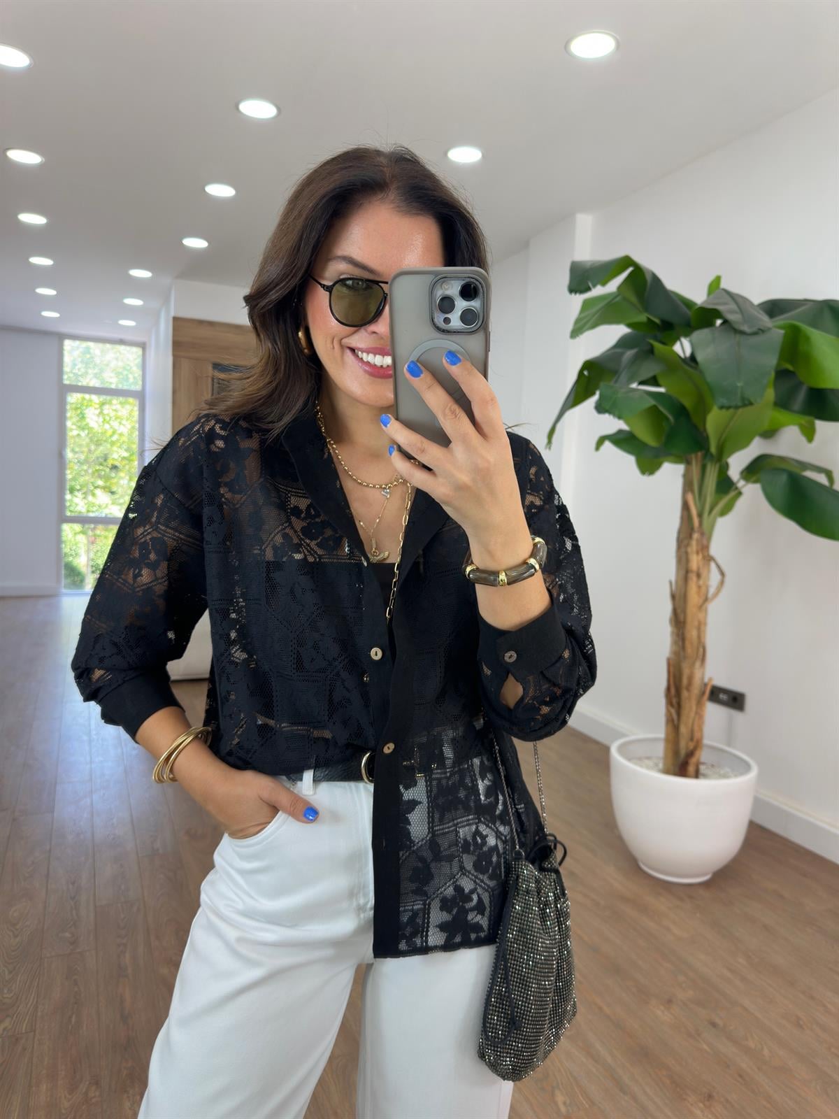 Dantel Detaylı Salaş Gömlek - Siyah