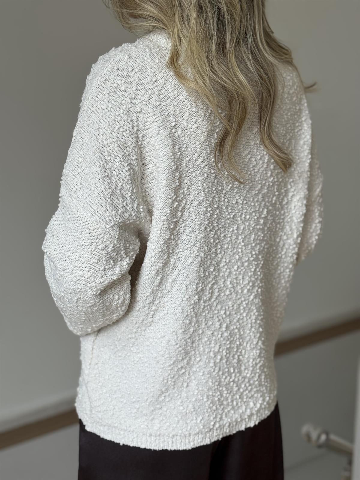 Dekoratif Yaka Kendinden Dokulu Triko - Ekru 