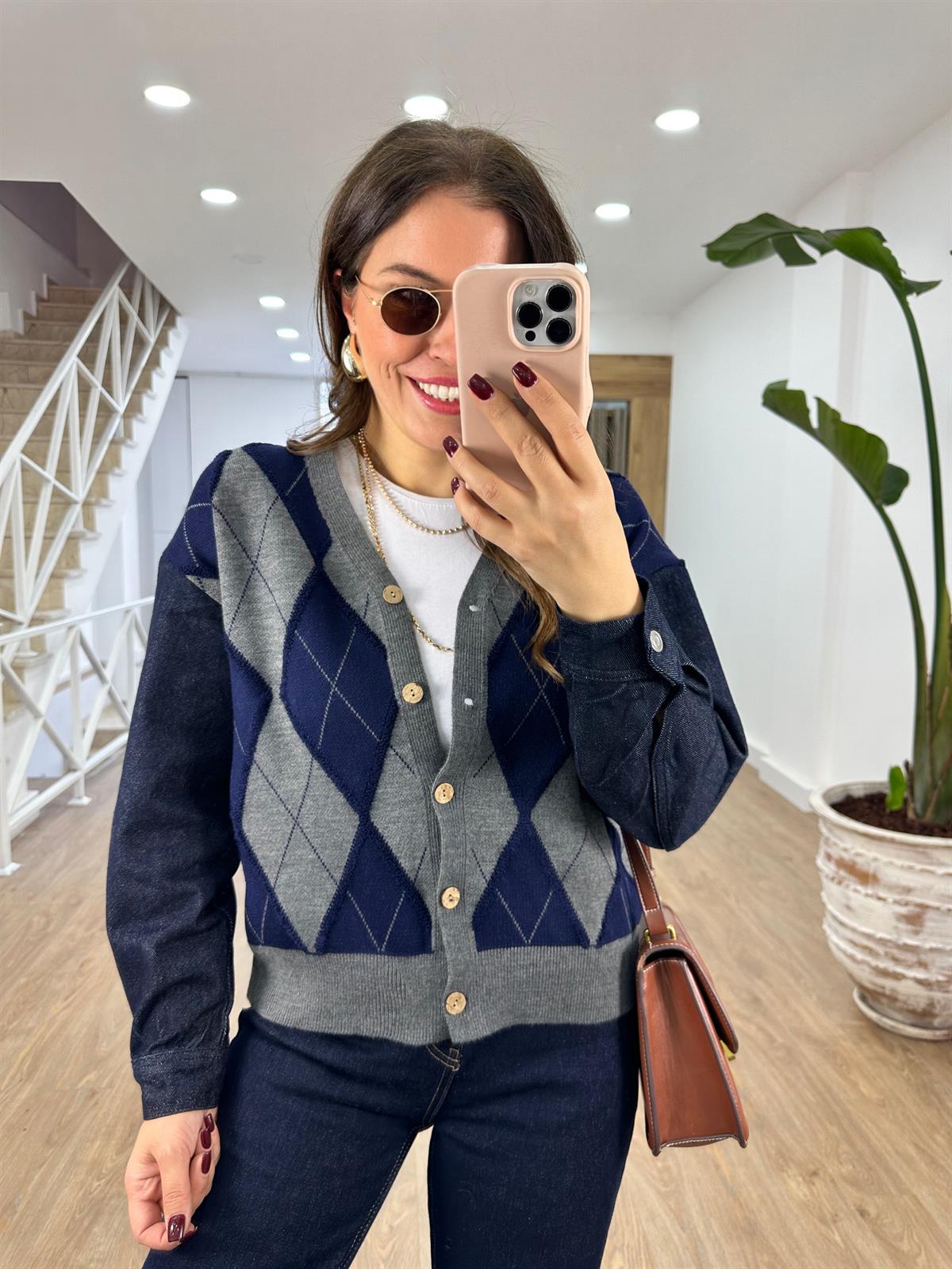 Denim Kol Detaylı Baklava Desen Hırka