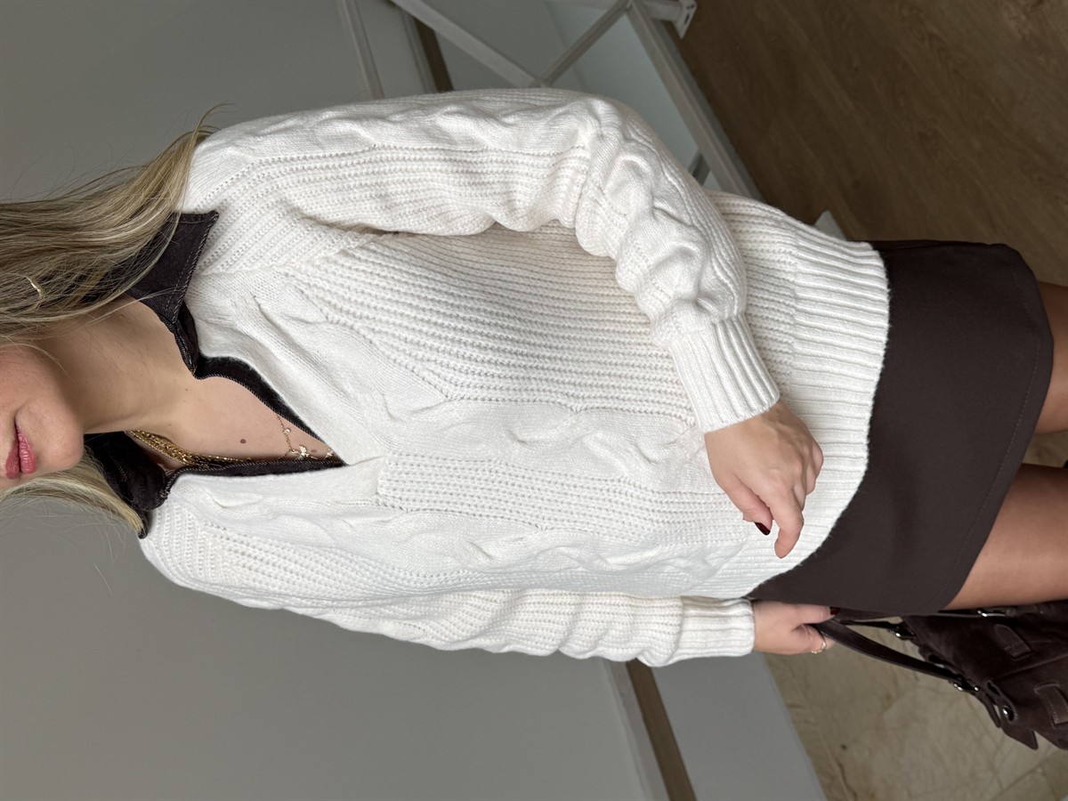 Denim Yaka Örgülü Triko Kazak - Ekru