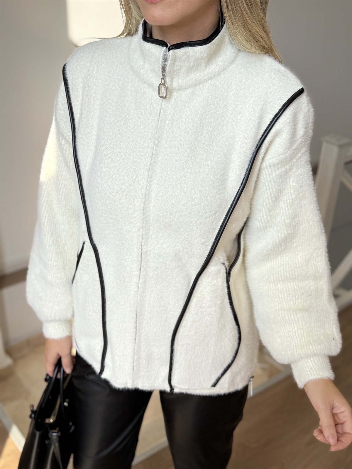 Deri Detaylı Angora Ceket - Ekru