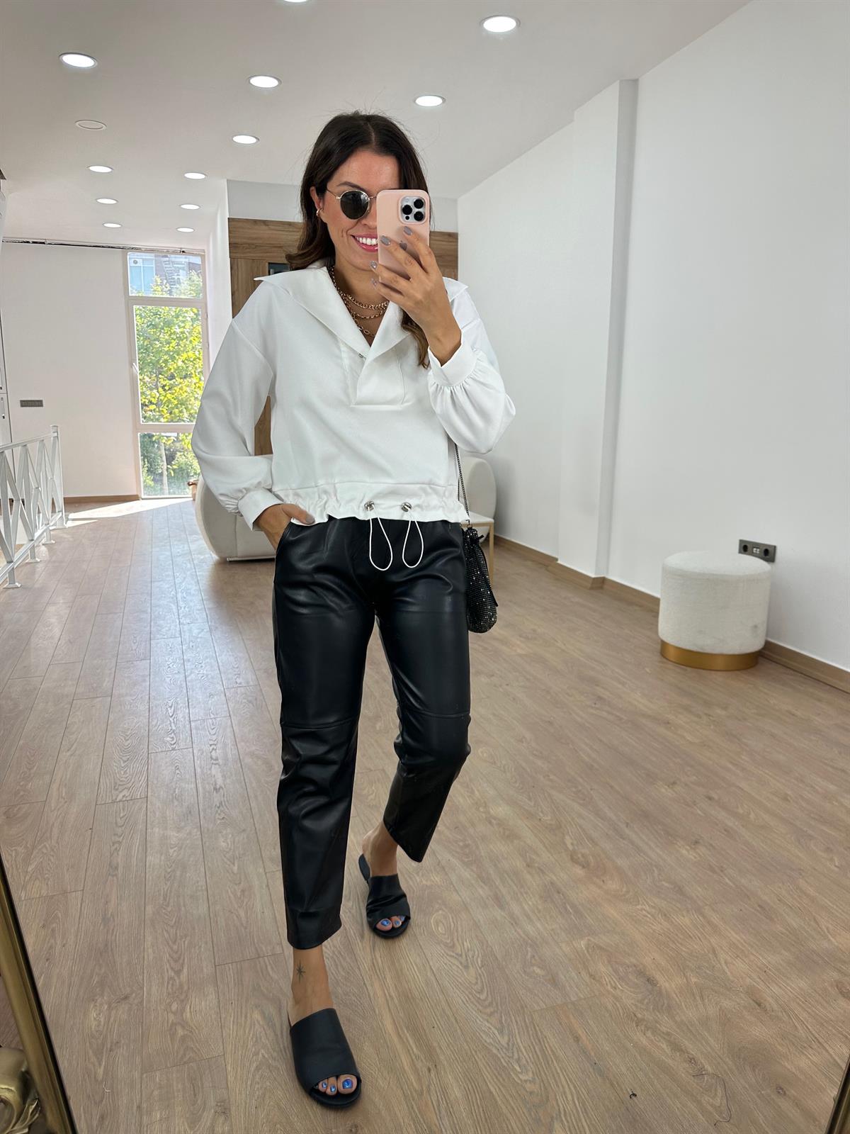 Dik Yaka Beli Lastikli Sweat - Beyaz