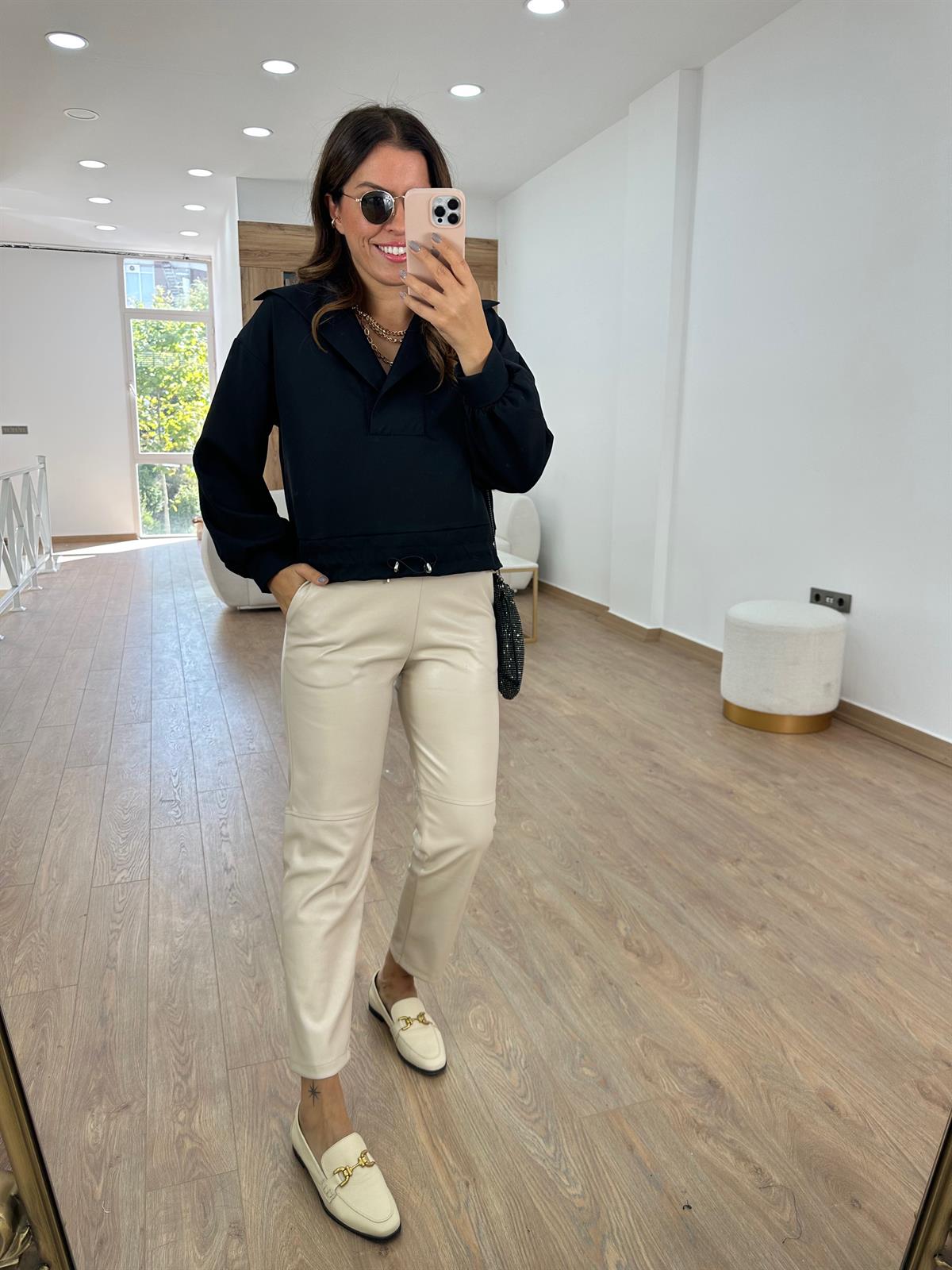 Dik Yaka Beli Lastikli Sweat - Siyah